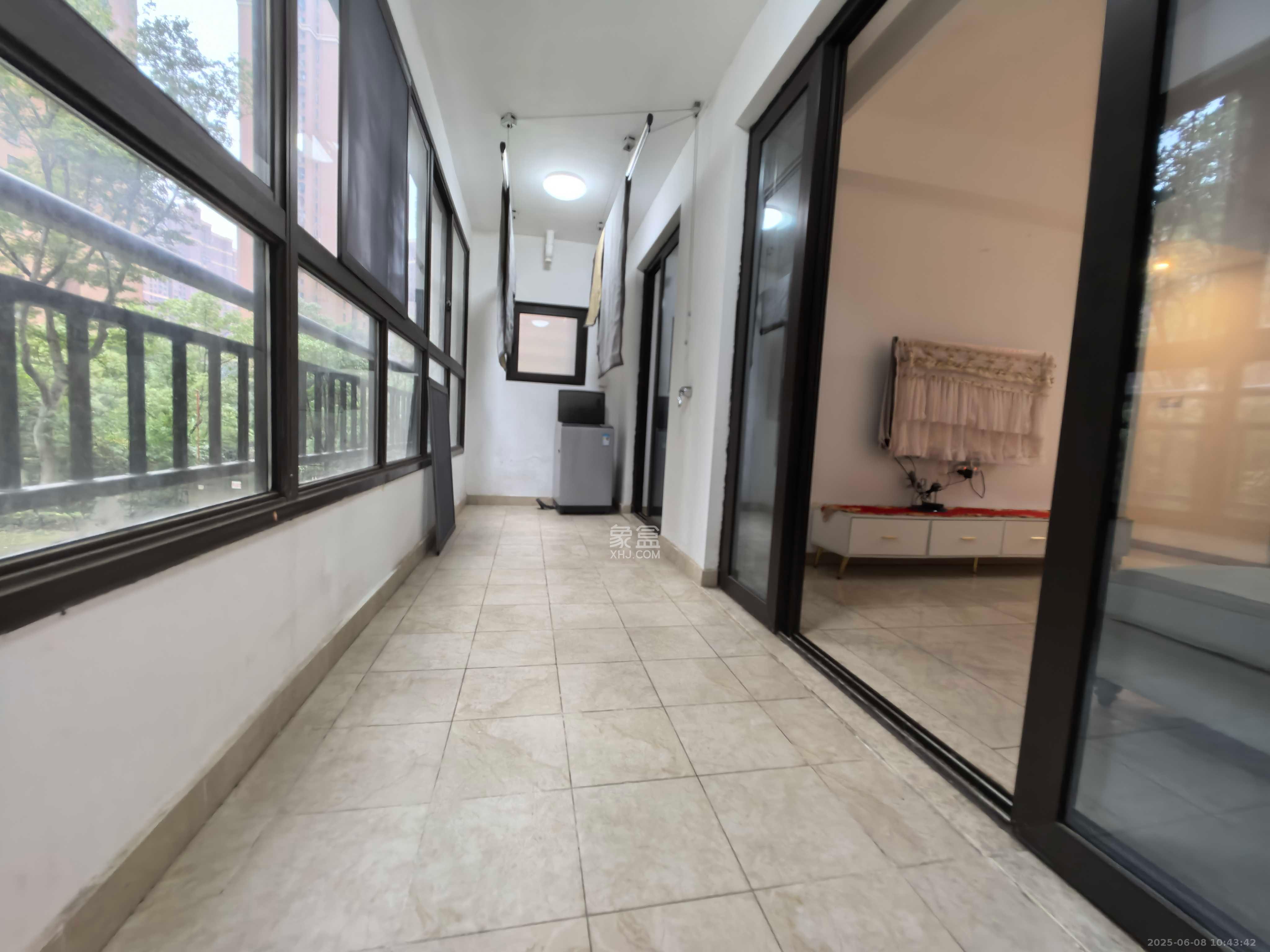 新城国际花都  3室2厅2卫    1700.0元/月 新城国际花都  3室2厅2卫    1700.0元/月室内图