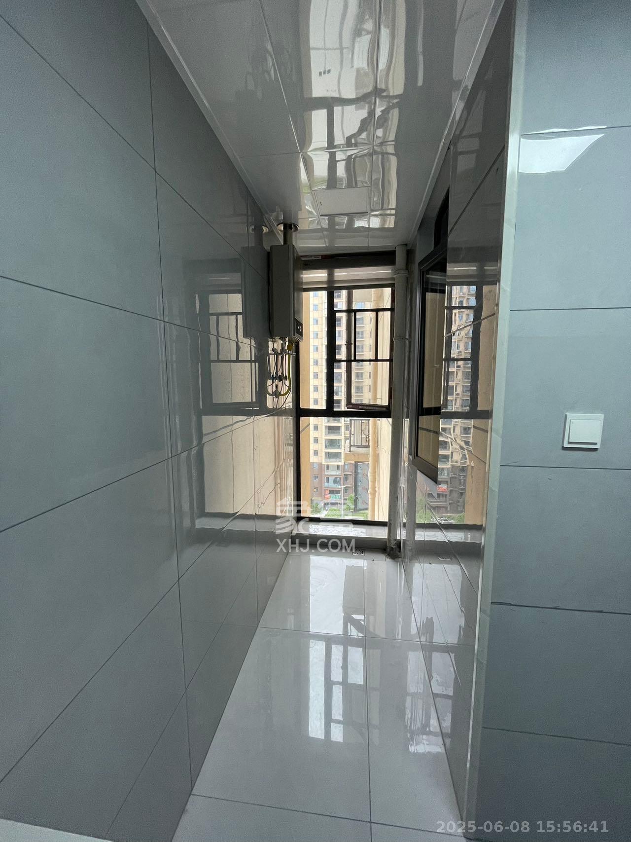 先锋新宇  2室1厅1卫    1800.0元/月室内图