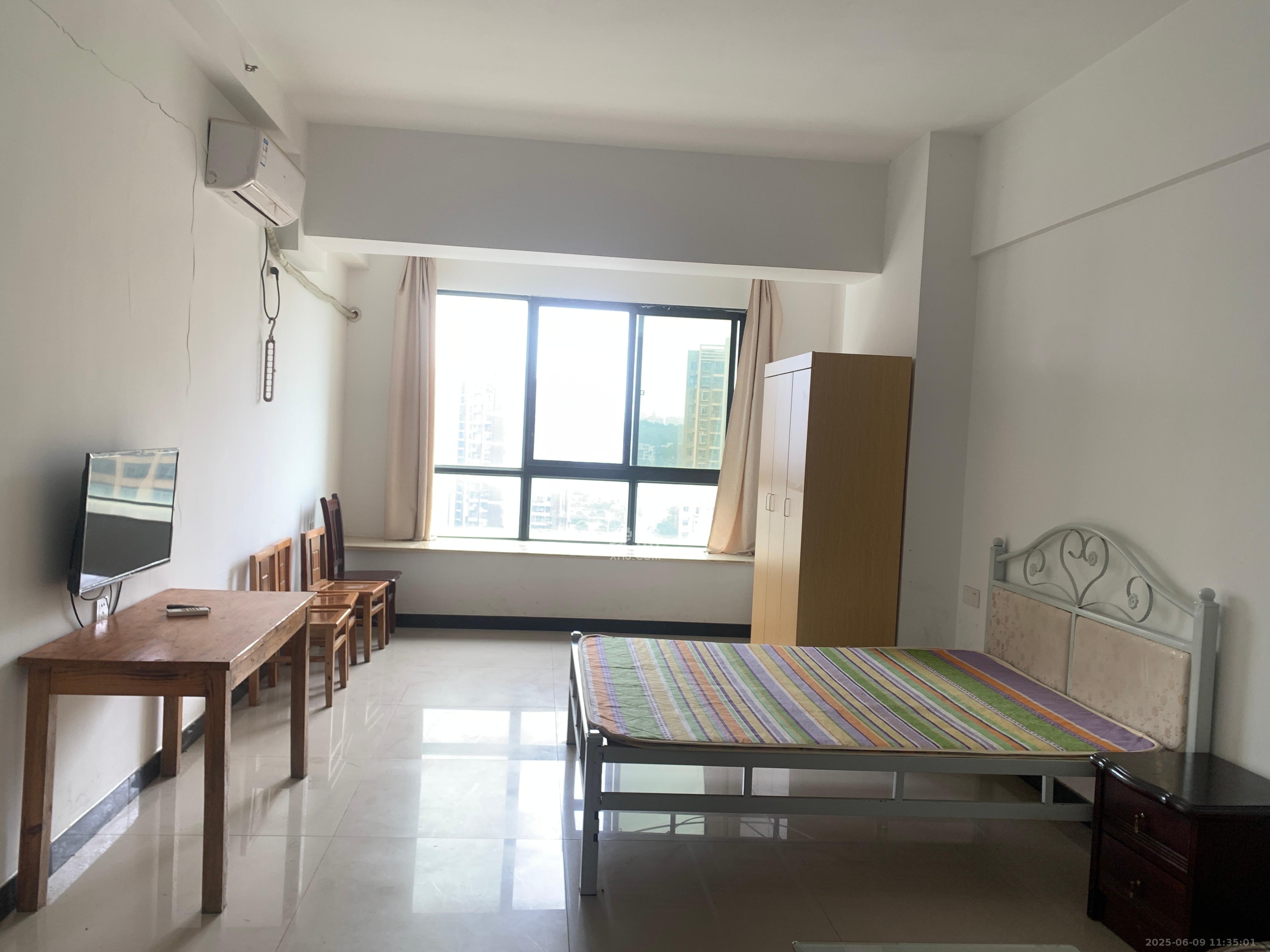 水岸天际（一期、二期）   53.37㎡      1500.0元/月室内图