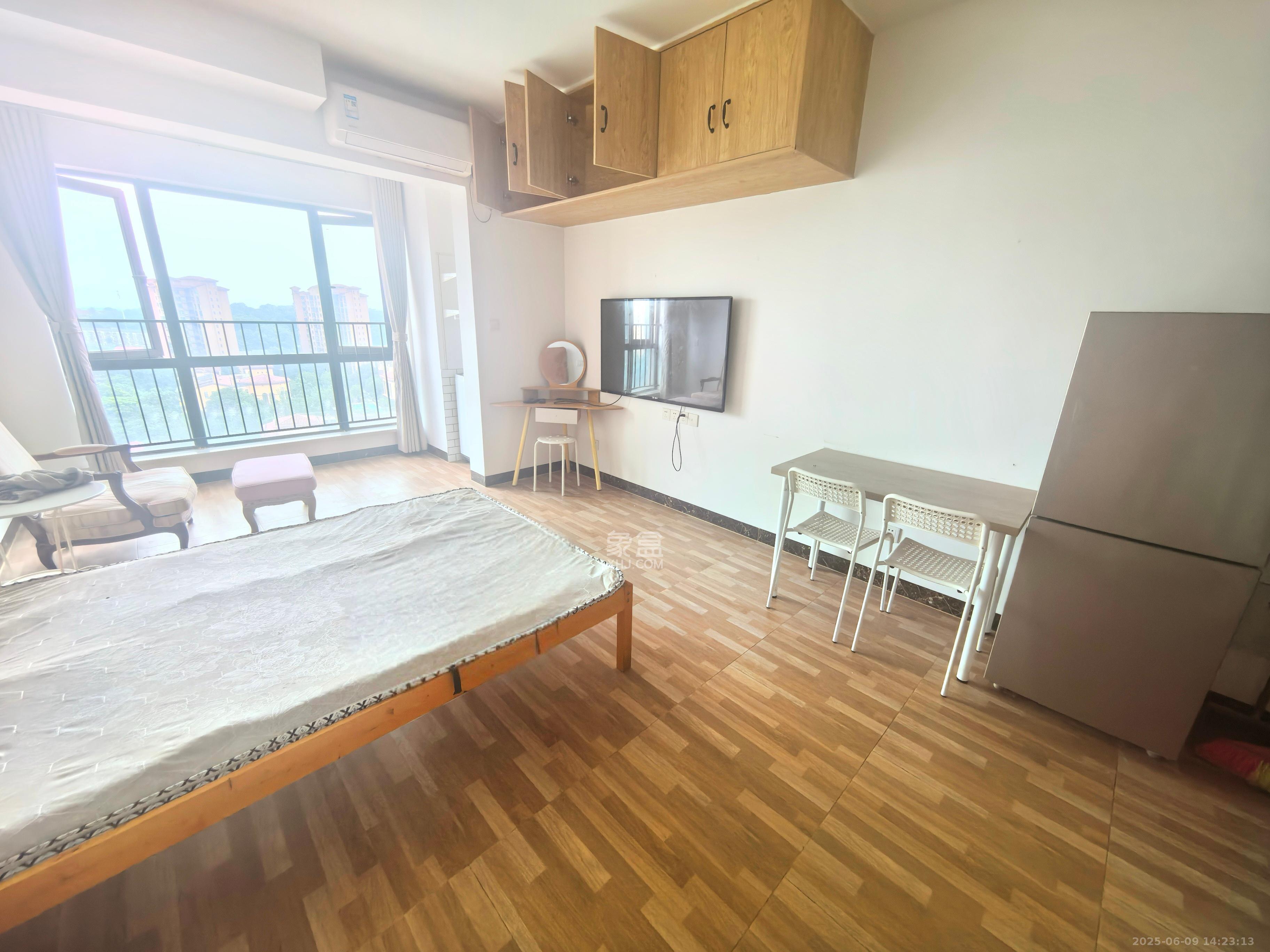 中海新城熙岸(中信新城五期)  1室1厅1卫    1150.0元/月 中海新城熙岸(中信新城五期)  1室1厅1卫    1150.0元/月室内图