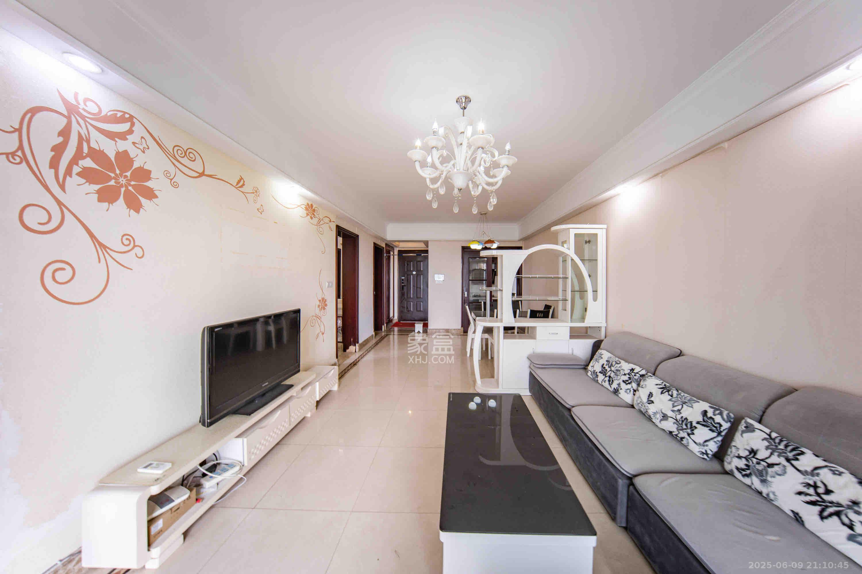 中海国际一期 3室2厅1卫 2300.0元/月 中海国际一期 3室2厅1卫 2300.0元/月室内图