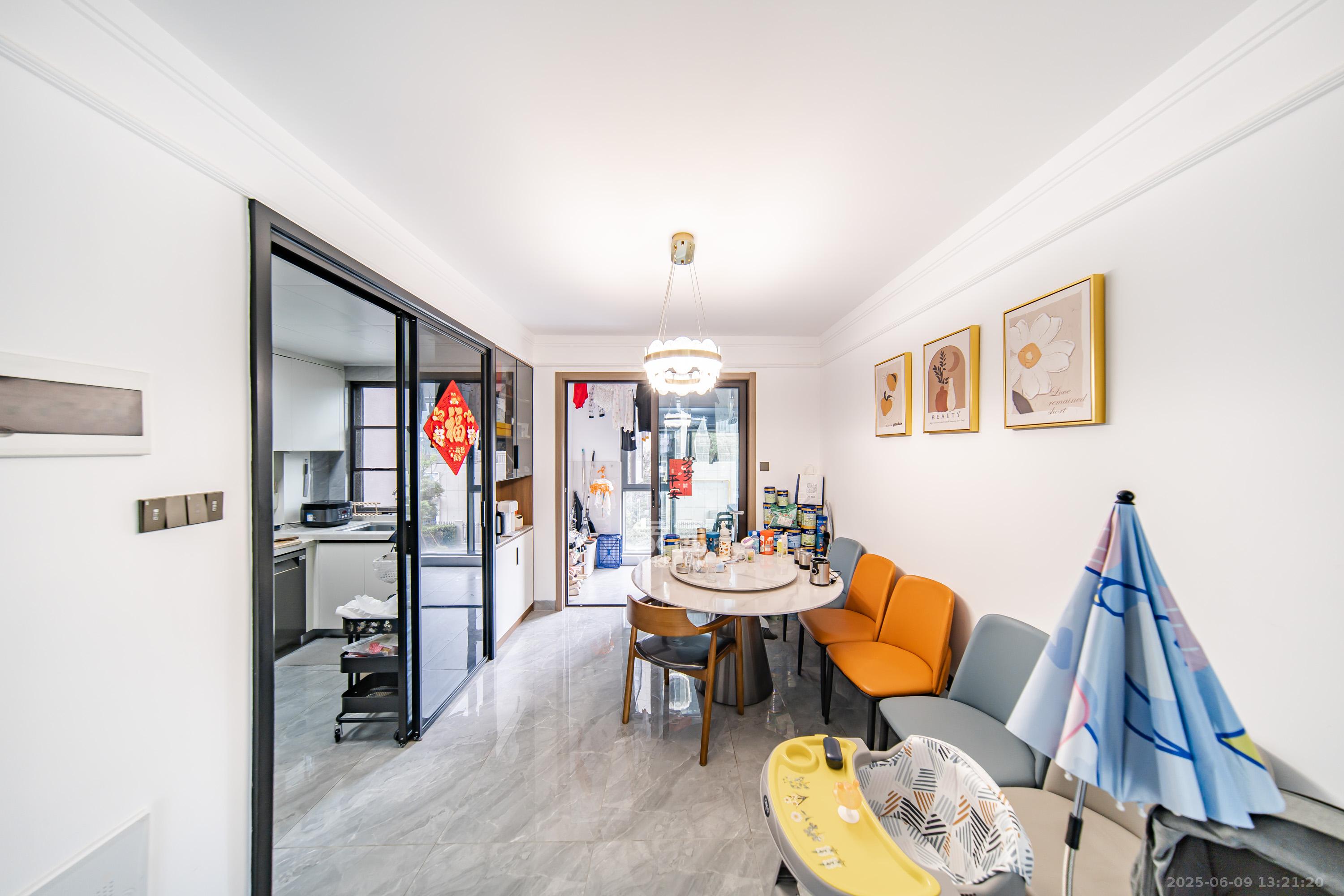 城发恒伟星雅韵(恒伟星辉苑) 4室2厅2卫 172.0万 城发恒伟星雅韵(恒伟星辉苑) 4室2厅2卫 172.0万其他