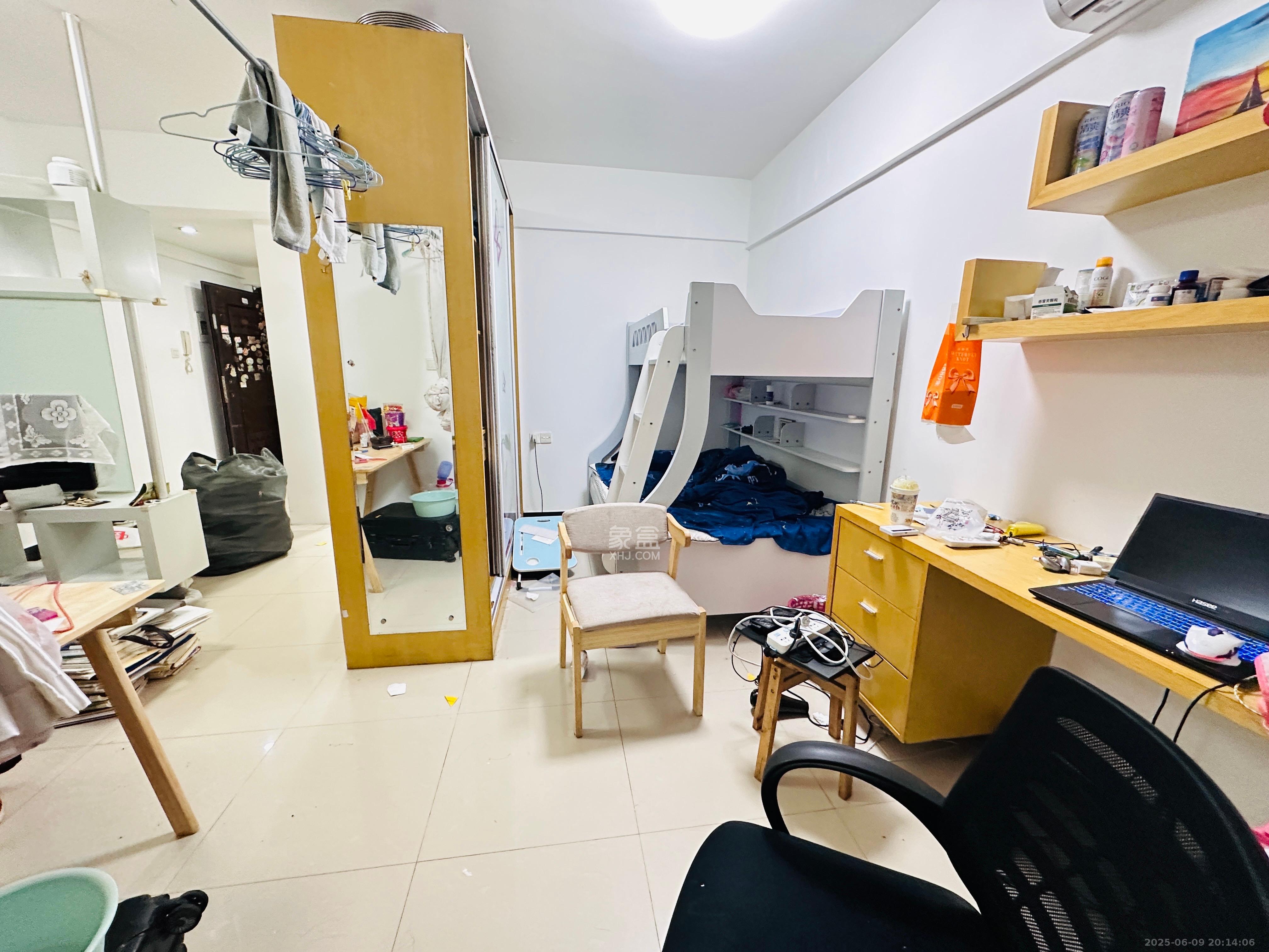西罗亚大厦  1室1厅1卫   2000.00元/月室内图