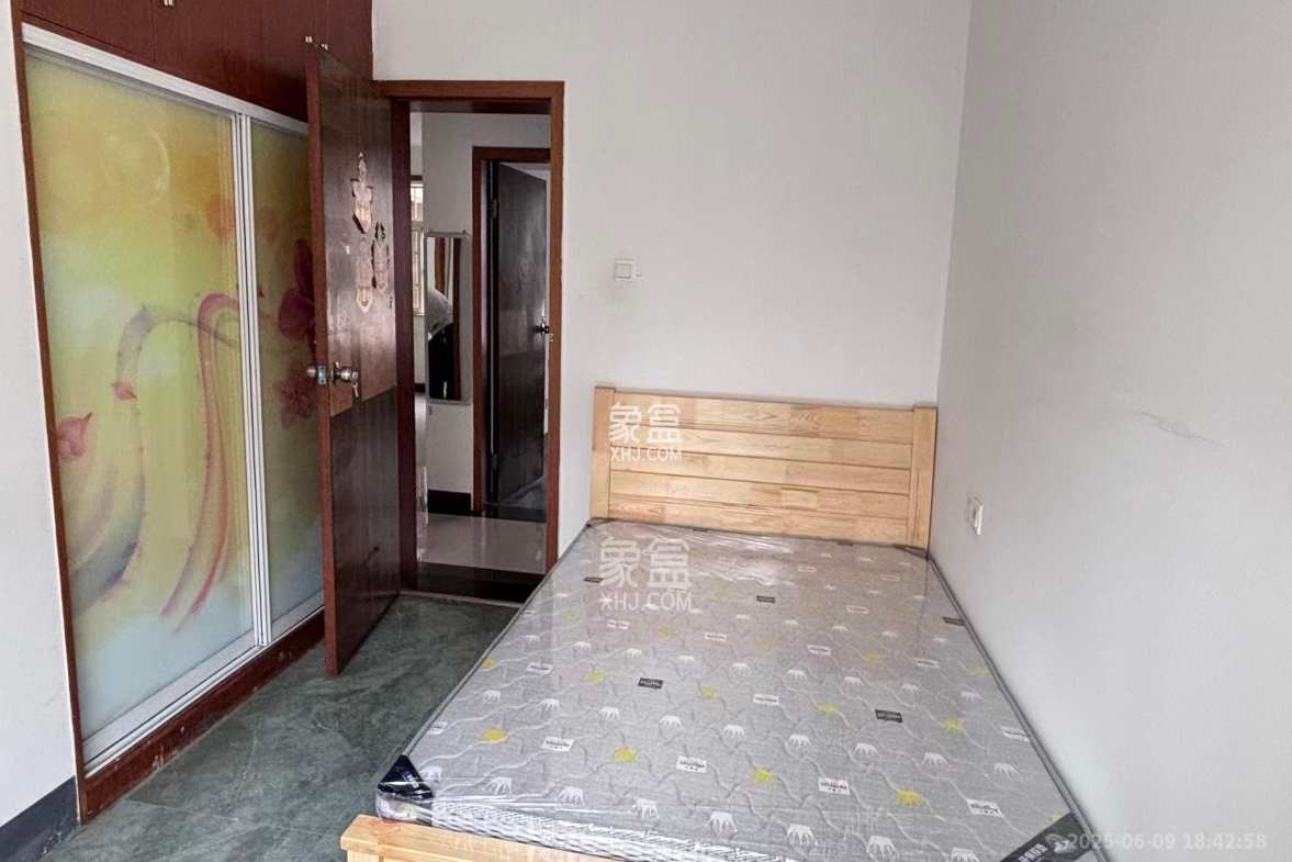 黎郡新宇熙春园 3室2厅1卫 2400.0元/月 黎郡新宇熙春园 3室2厅1卫 2400.0元/月室内图