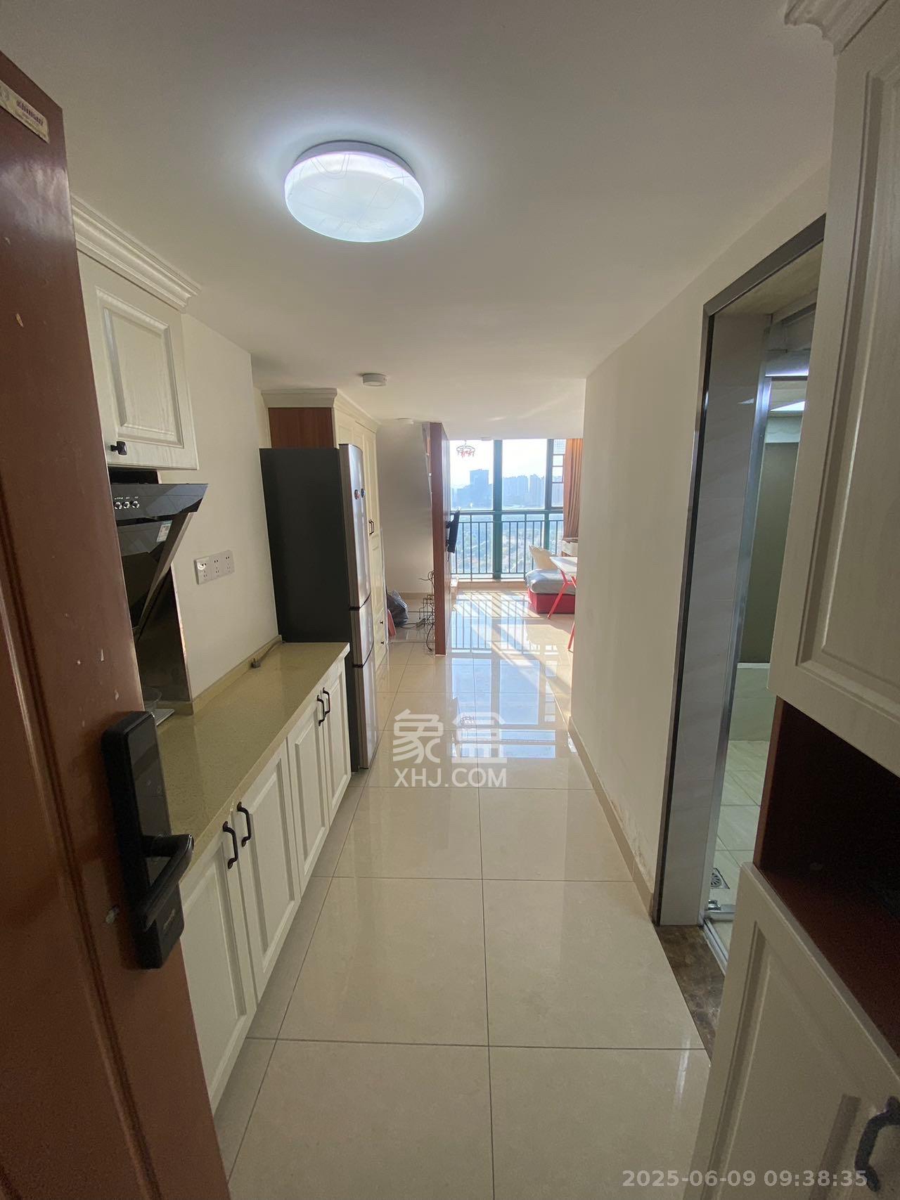 洋湖时代 1室1厅1卫 1600.0元/月 洋湖时代 1室1厅1卫 1600.0元/月室内图