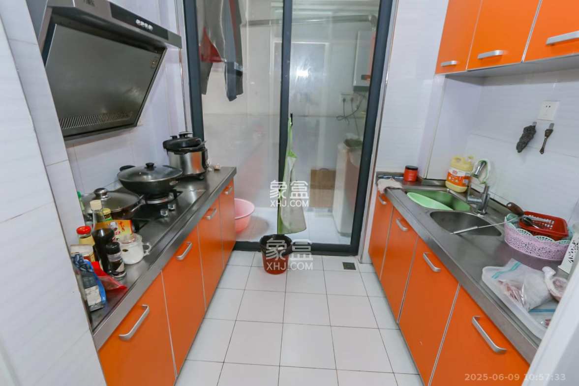 长房时代城 2室2厅1卫 2500.0元/月 长房时代城 2室2厅1卫 2500.0元/月室内图