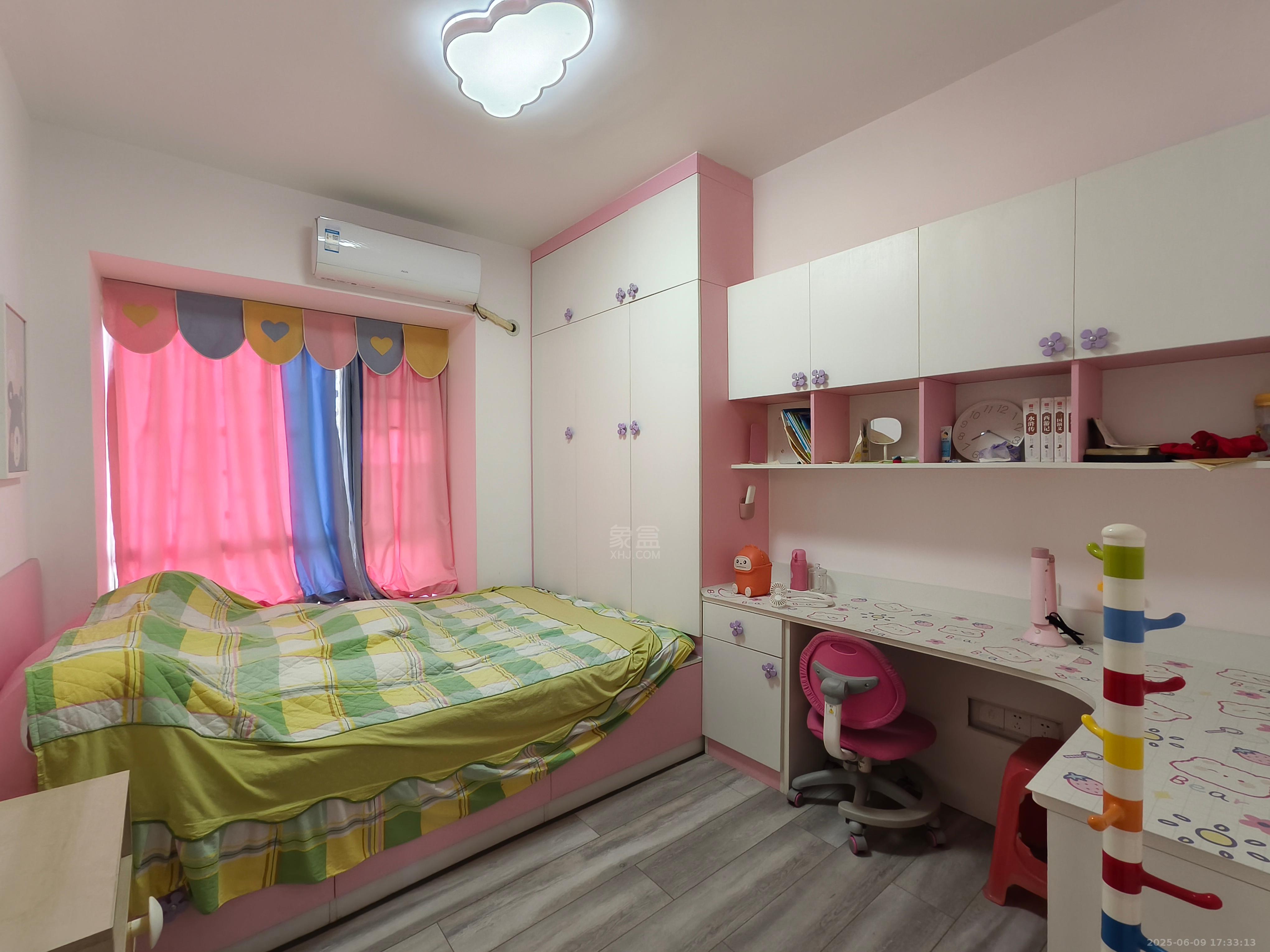 奥园广场 4室2厅2卫 2800.0元/月 奥园广场 4室2厅2卫 2800.0元/月室内图