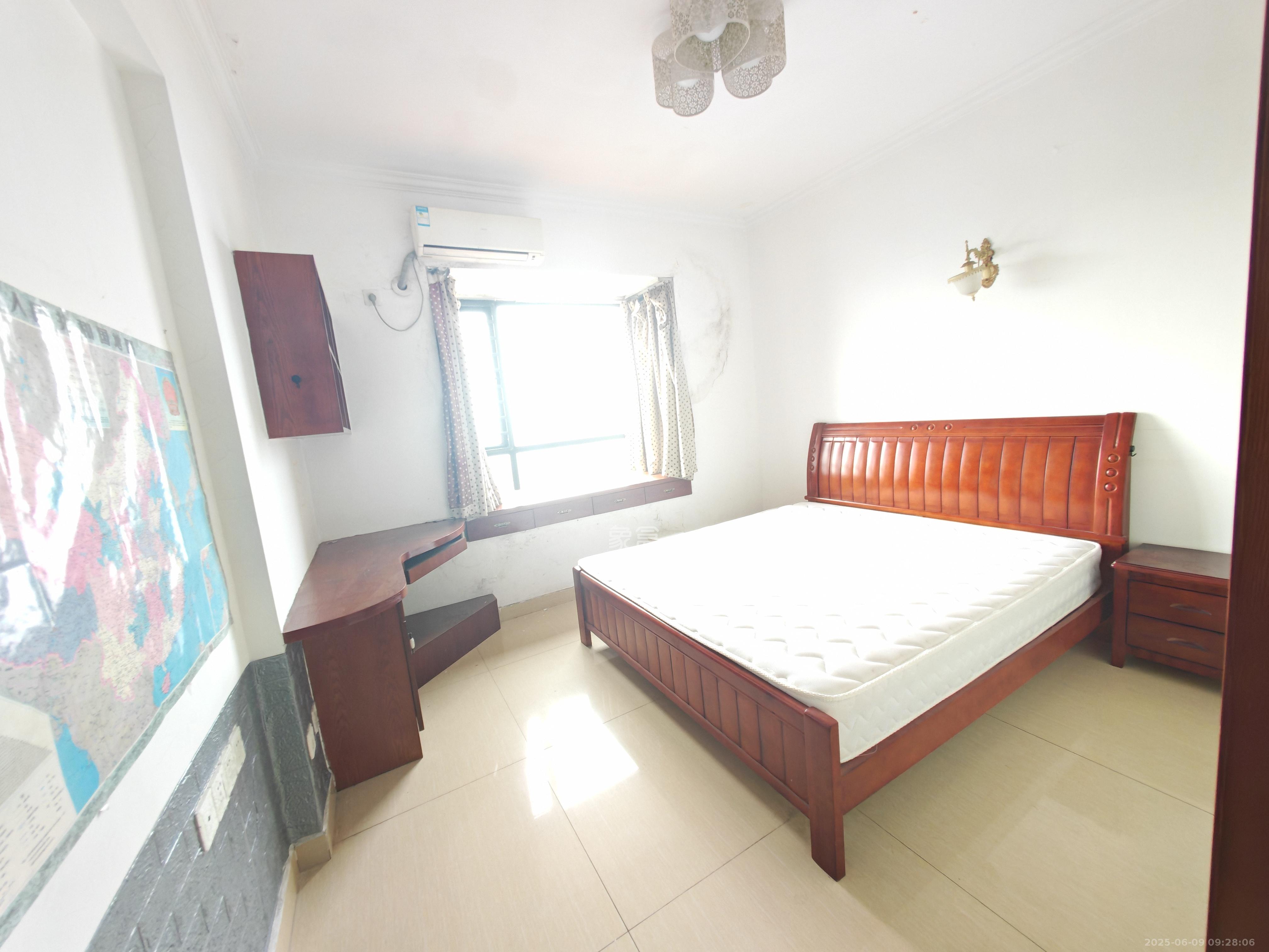 莱茵城 3室2厅1卫 1800.0元/月 莱茵城 3室2厅1卫 1800.0元/月室内图