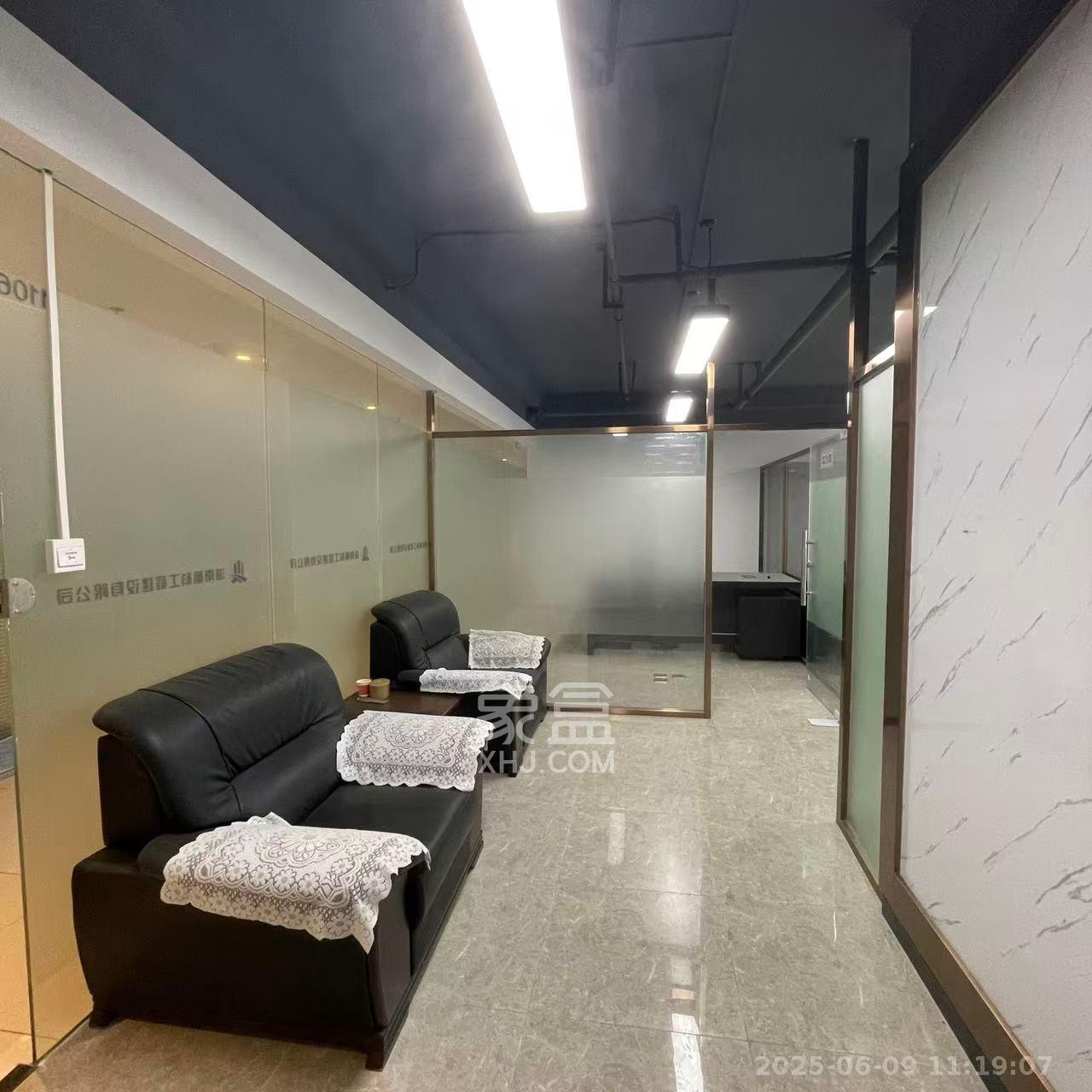 中建广场   95.0㎡     6000.00元/月室内图