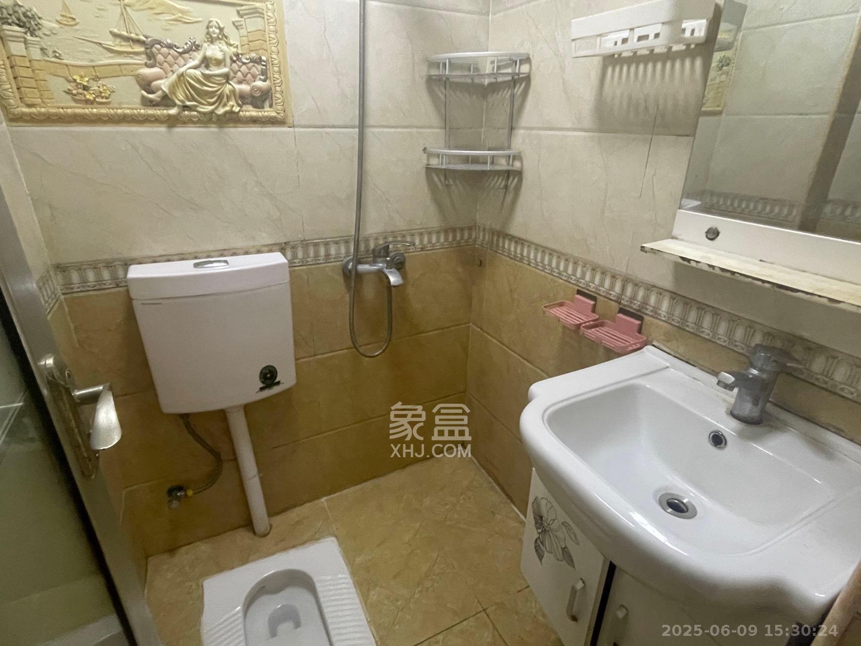 中建芙蓉工社  1室0厅1卫    1150.0元/月室内图