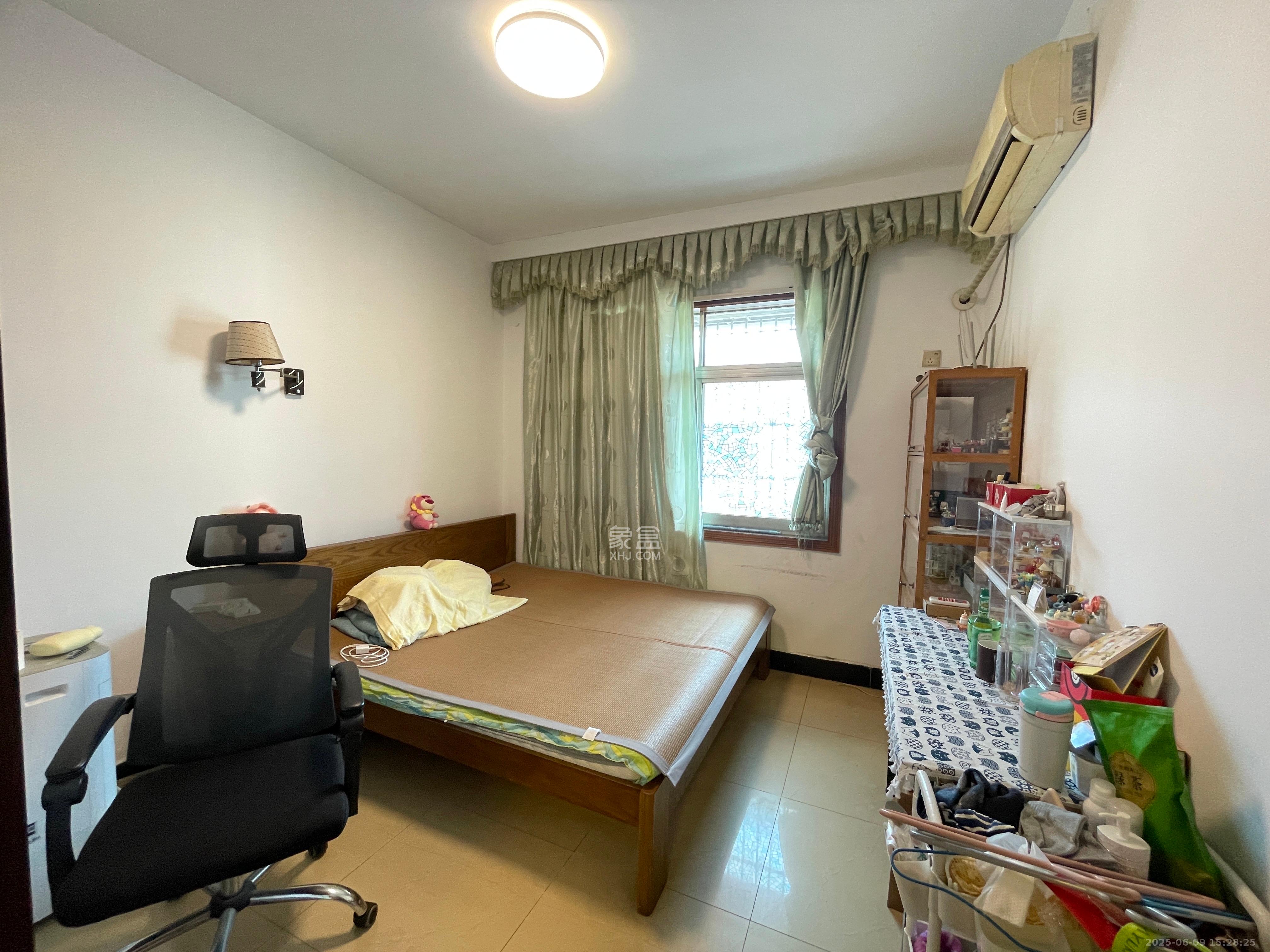 郁金香小区  3室2厅1卫   1500.00元/月室内图