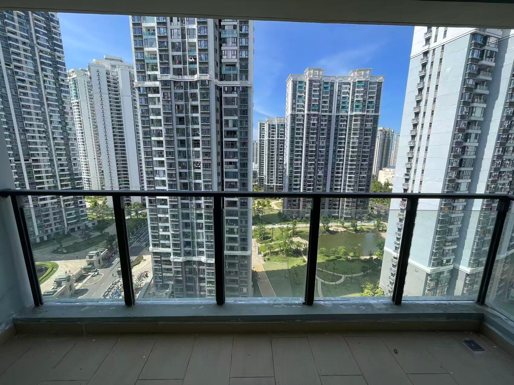 恒大美丽沙天瑞湾 3室2厅2卫 3500.0元/月 恒大美丽沙天瑞湾 3室2厅2卫 3500.0元/月室内图