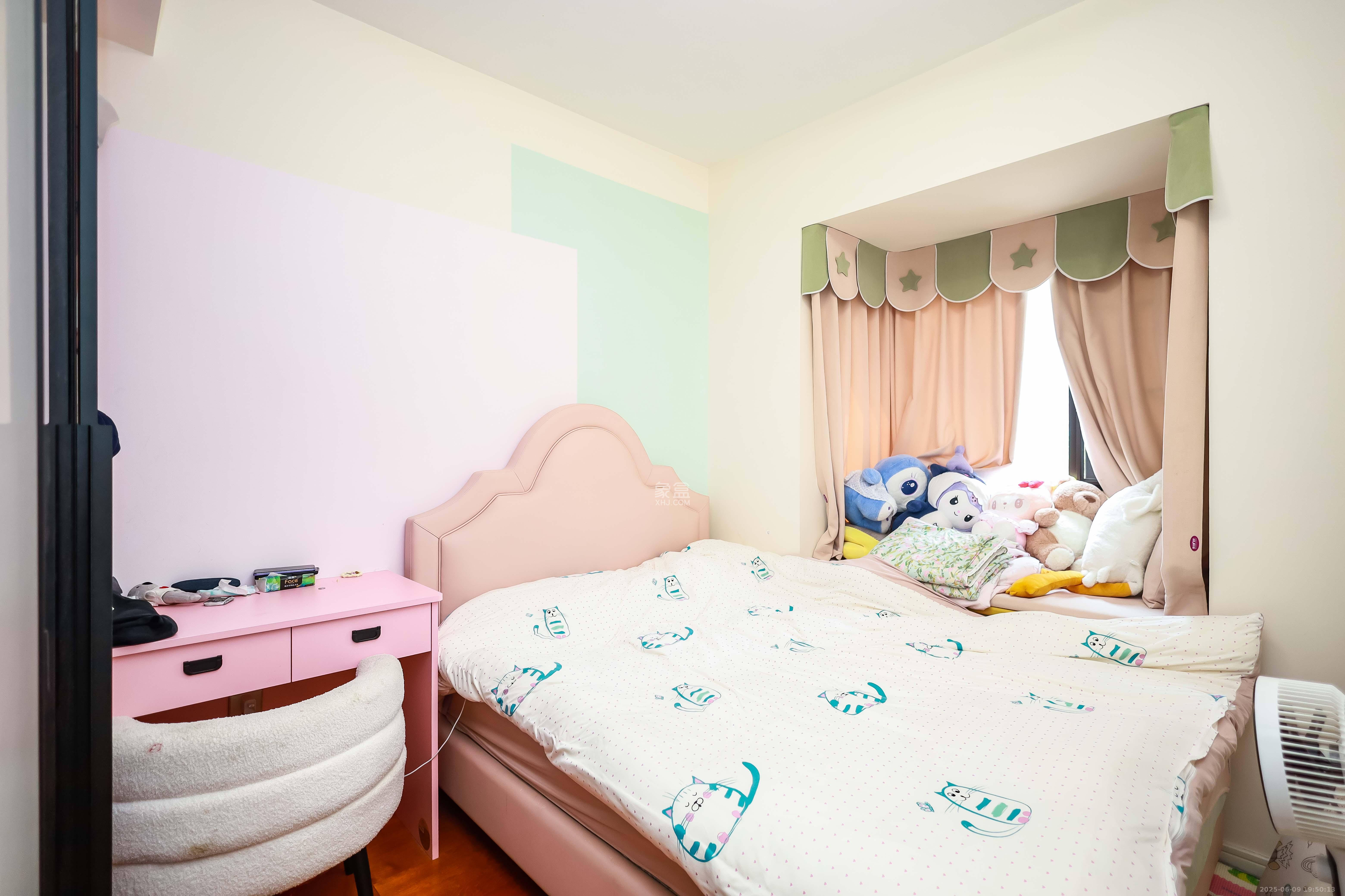 金基芳华 3室2厅2卫 110.0万 金基芳华 3室2厅2卫 110.0万卧室