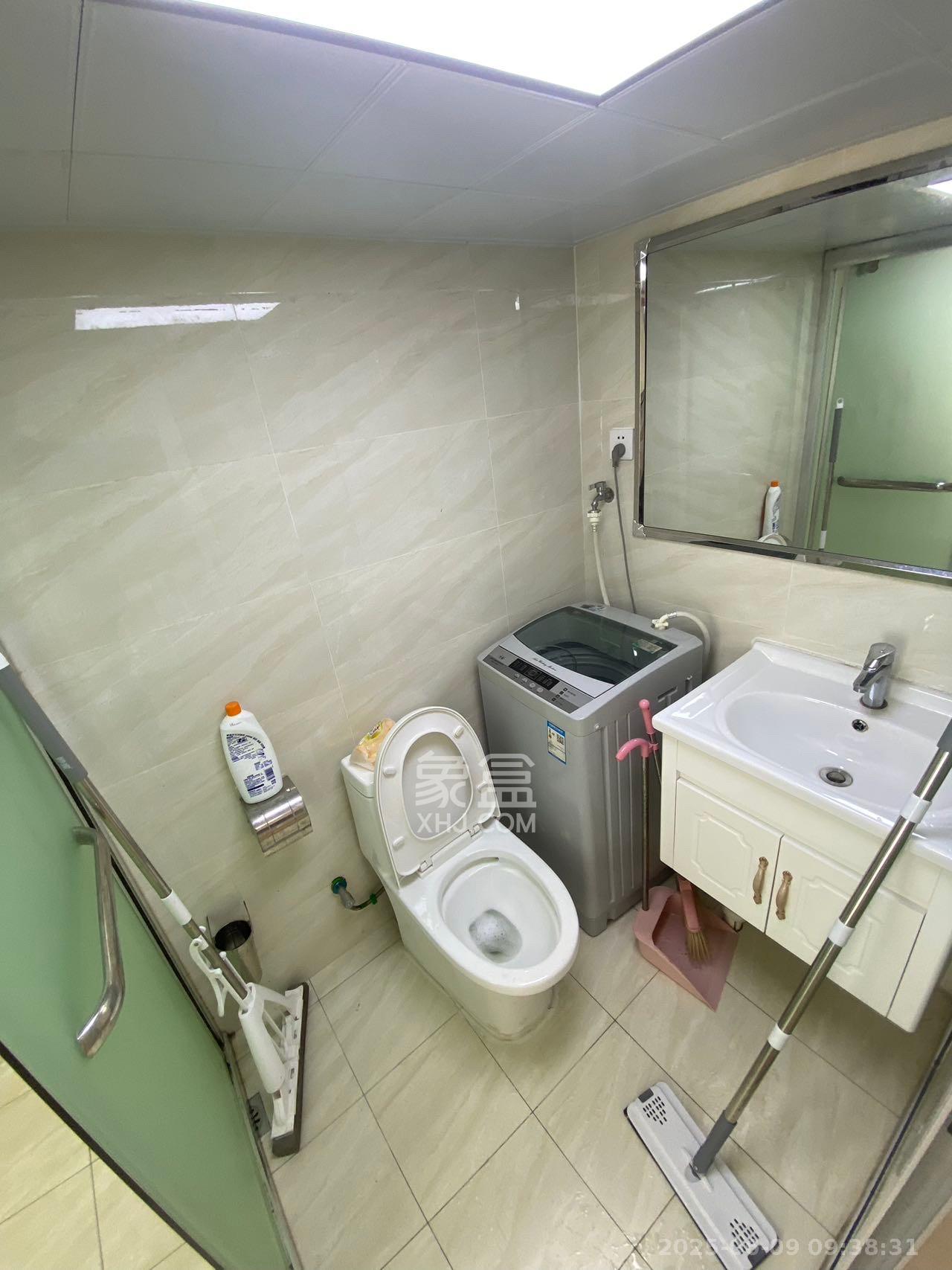 洋湖时代 1室1厅1卫 1600.0元/月 洋湖时代 1室1厅1卫 1600.0元/月室内图