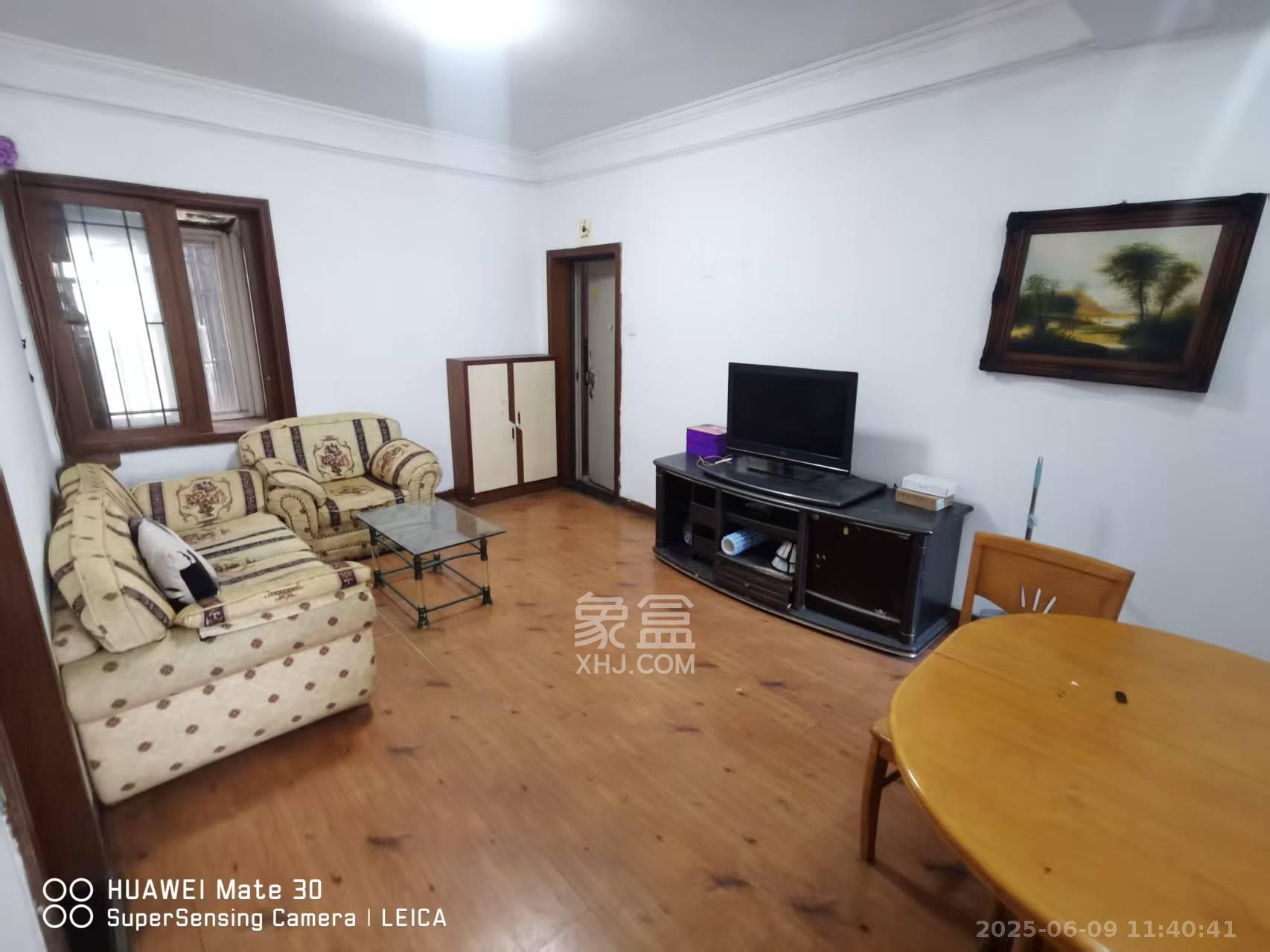 曙光路口建行宿舍 2室1厅1卫 1600.0元/月 曙光路口建行宿舍 2室1厅1卫 1600.0元/月室内图