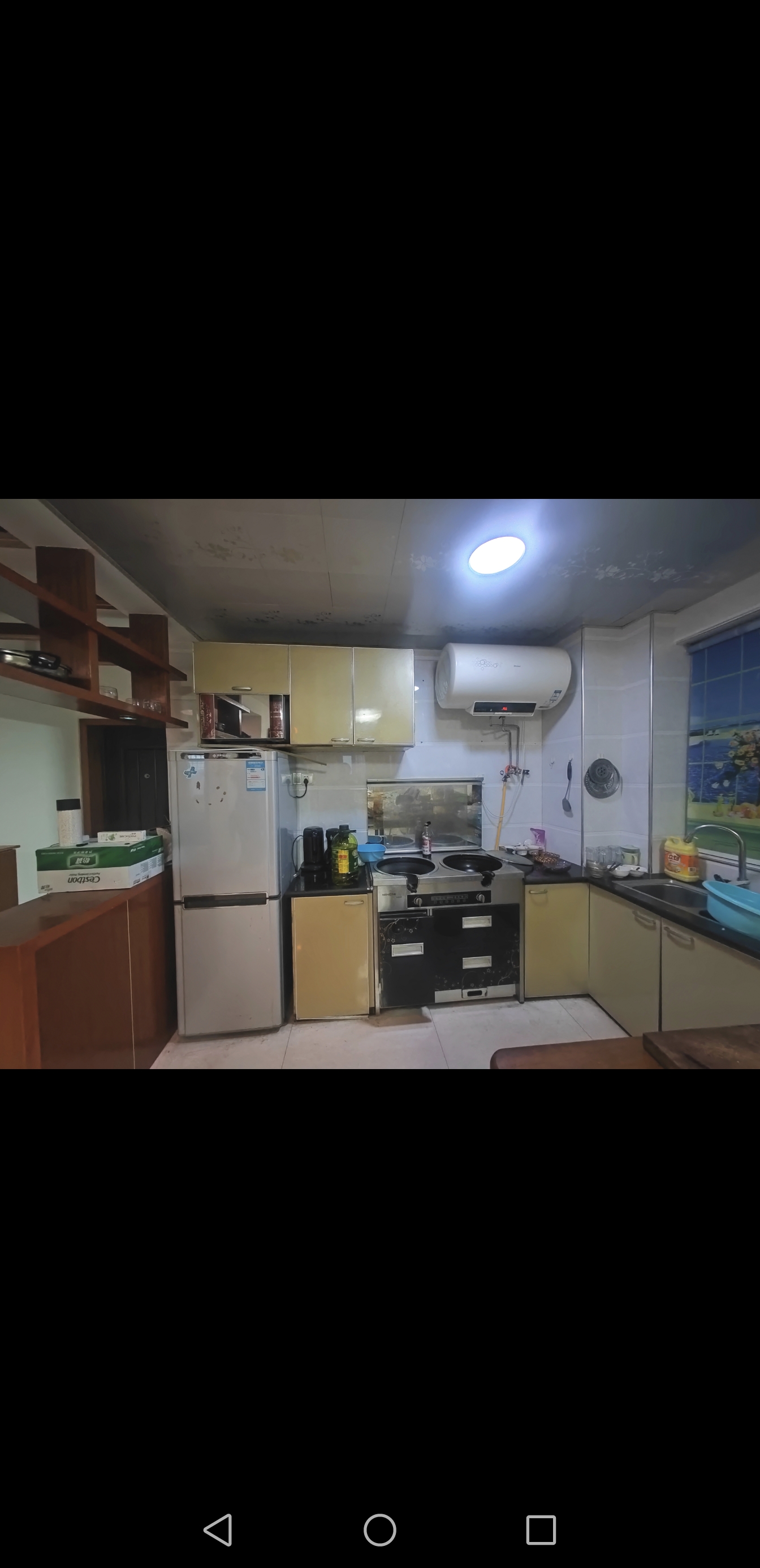 皇城御园 2室2厅1卫 35.8万 皇城御园 2室2厅1卫 35.8万客厅