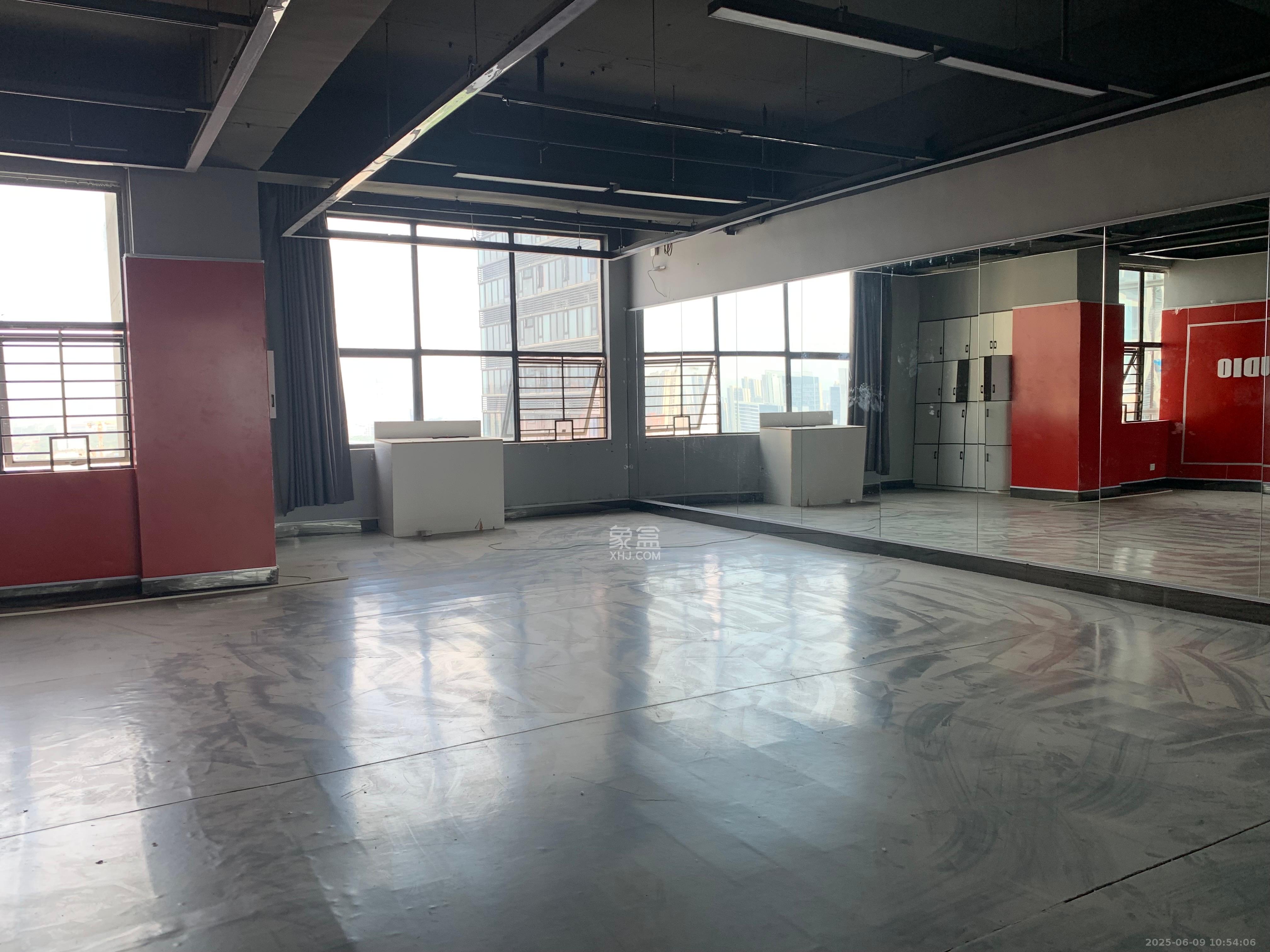 保利麓谷林语I区   309.0㎡      7416.0元/月