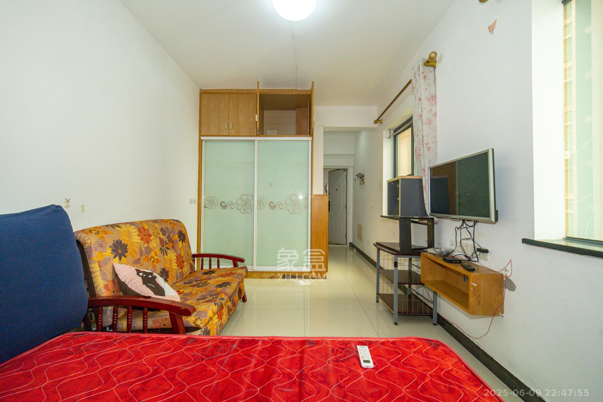 爱都(IDO) 1室1厅1卫 15.8万 爱都(IDO) 1室1厅1卫 15.8万客厅