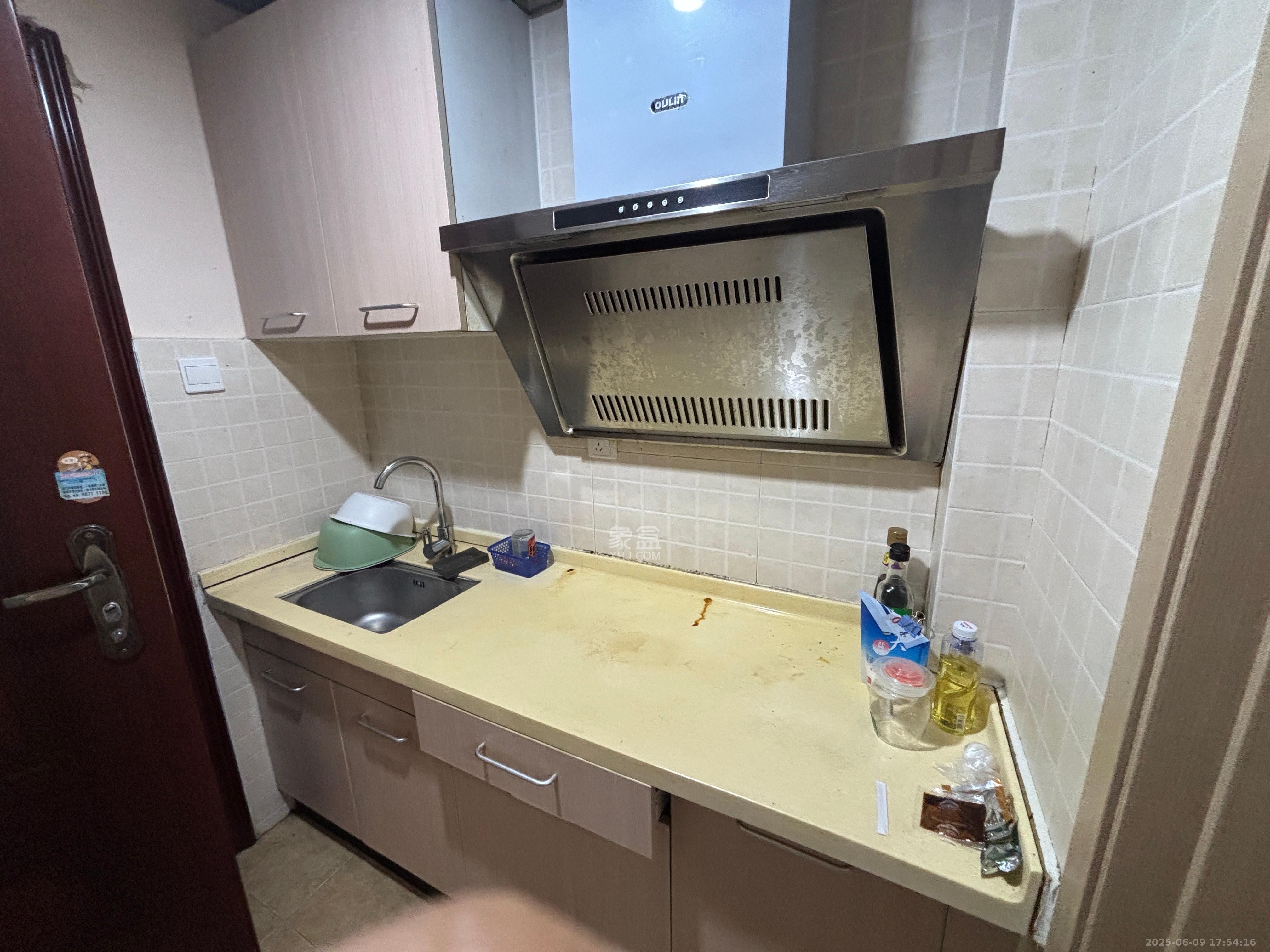 花漾年华(桂花园) 1室1厅1卫 1000.0元/月 花漾年华(桂花园) 1室1厅1卫 1000.0元/月室内图