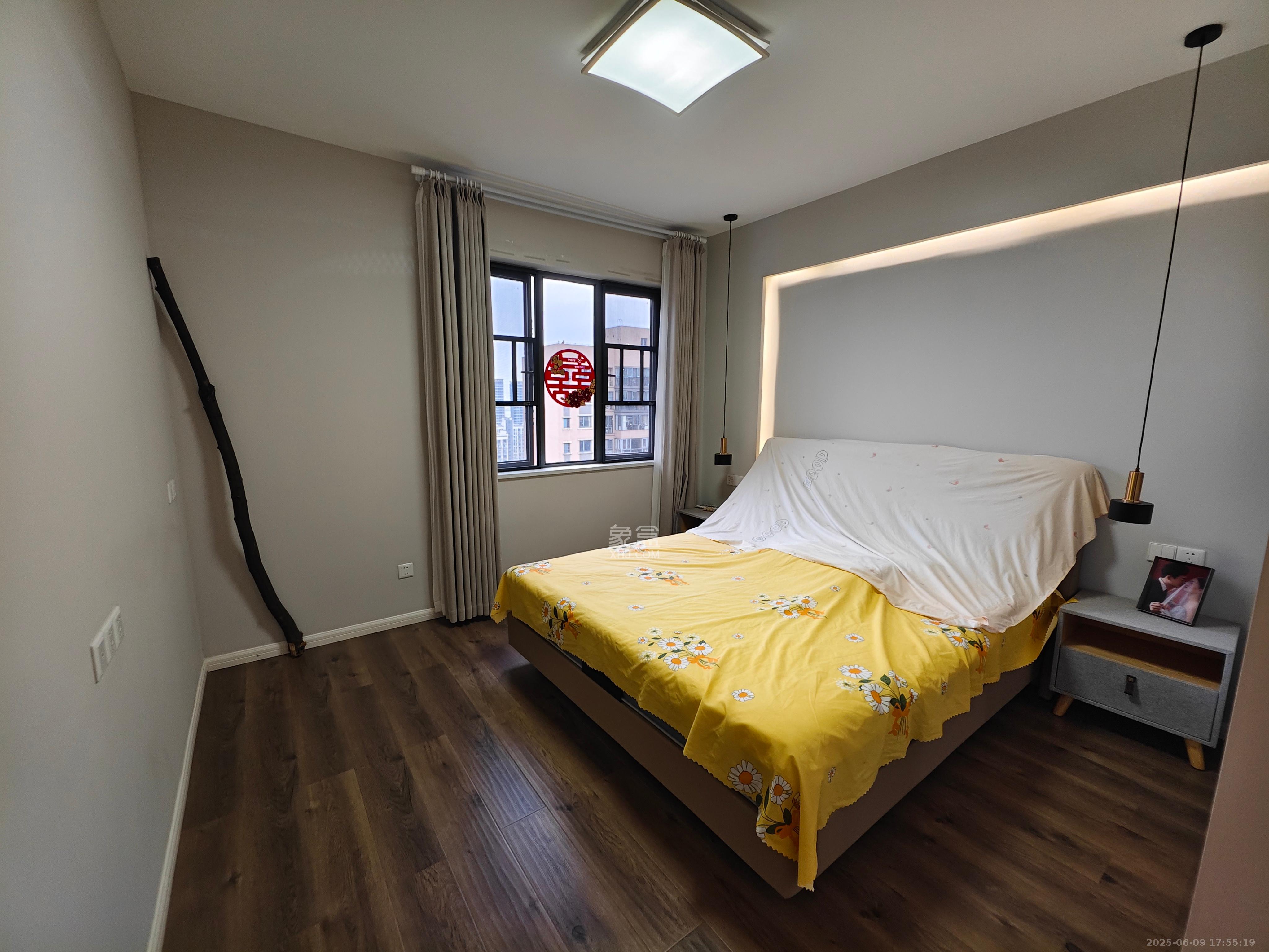 鑫远御文台二期  4室2厅2卫    6000.0元/月 鑫远御文台二期  4室2厅2卫    6000.0元/月室内图