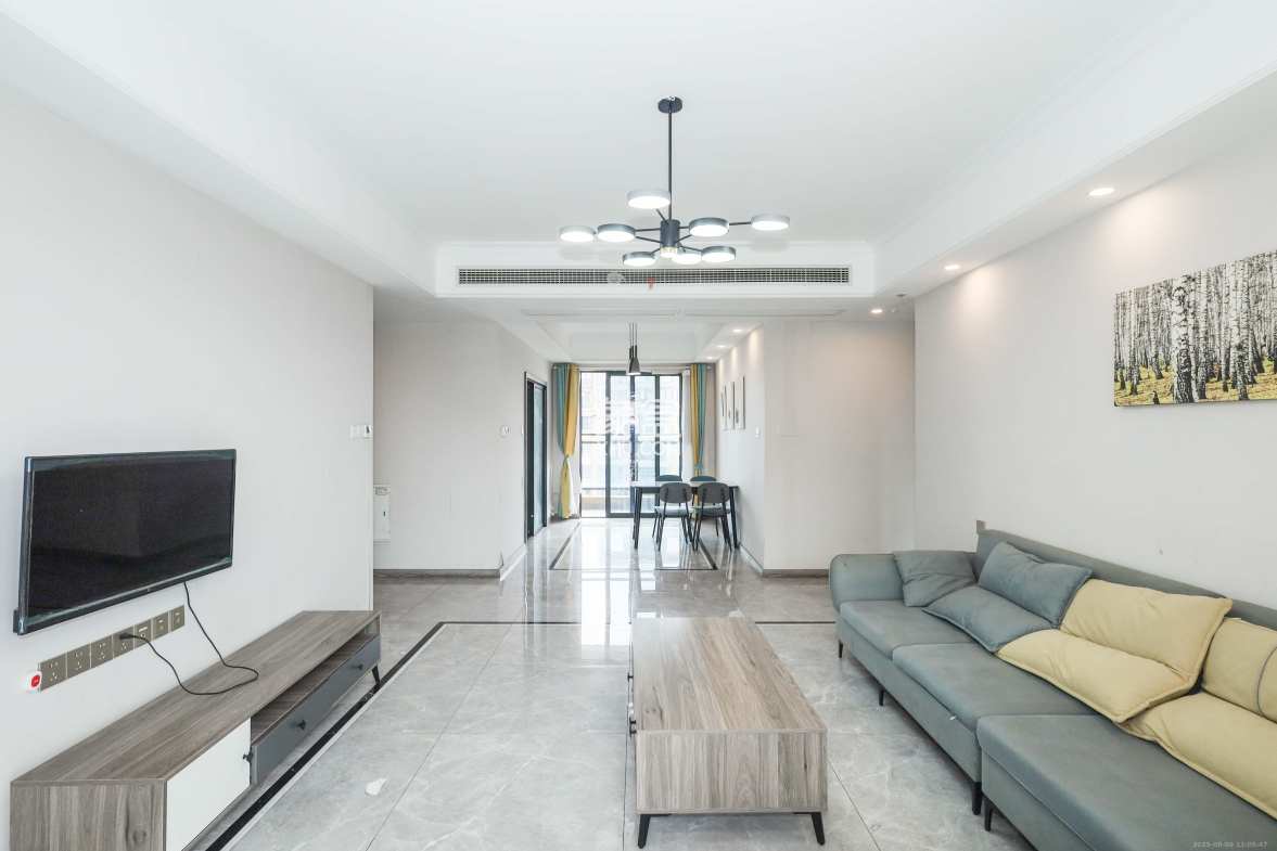 梦想新天地  4室2厅2卫    129.0万 梦想新天地  4室2厅2卫    129.0万客厅