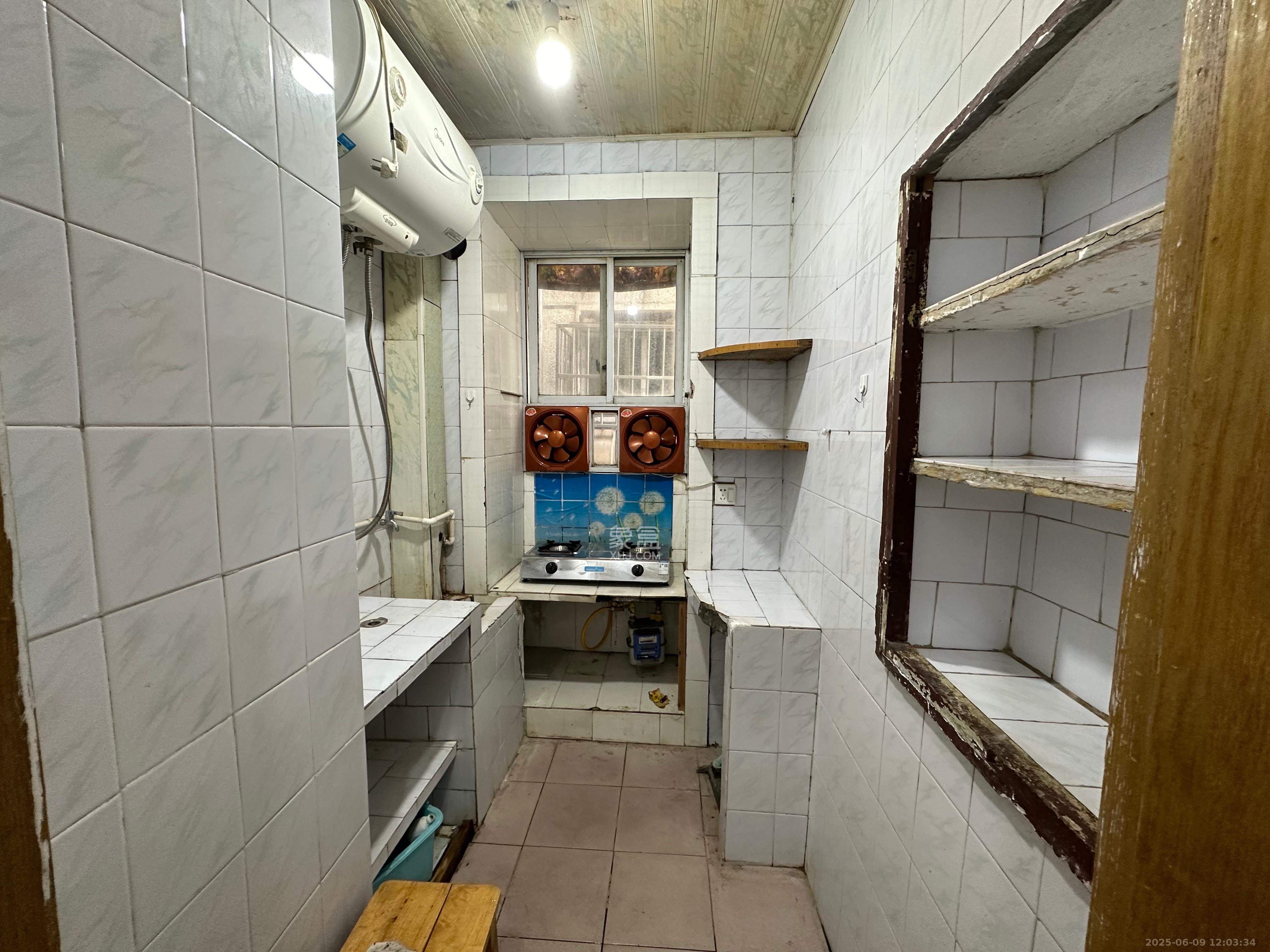 下麻园湾散盘 2室1厅1卫 1600.0元/月 下麻园湾散盘 2室1厅1卫 1600.0元/月室内图