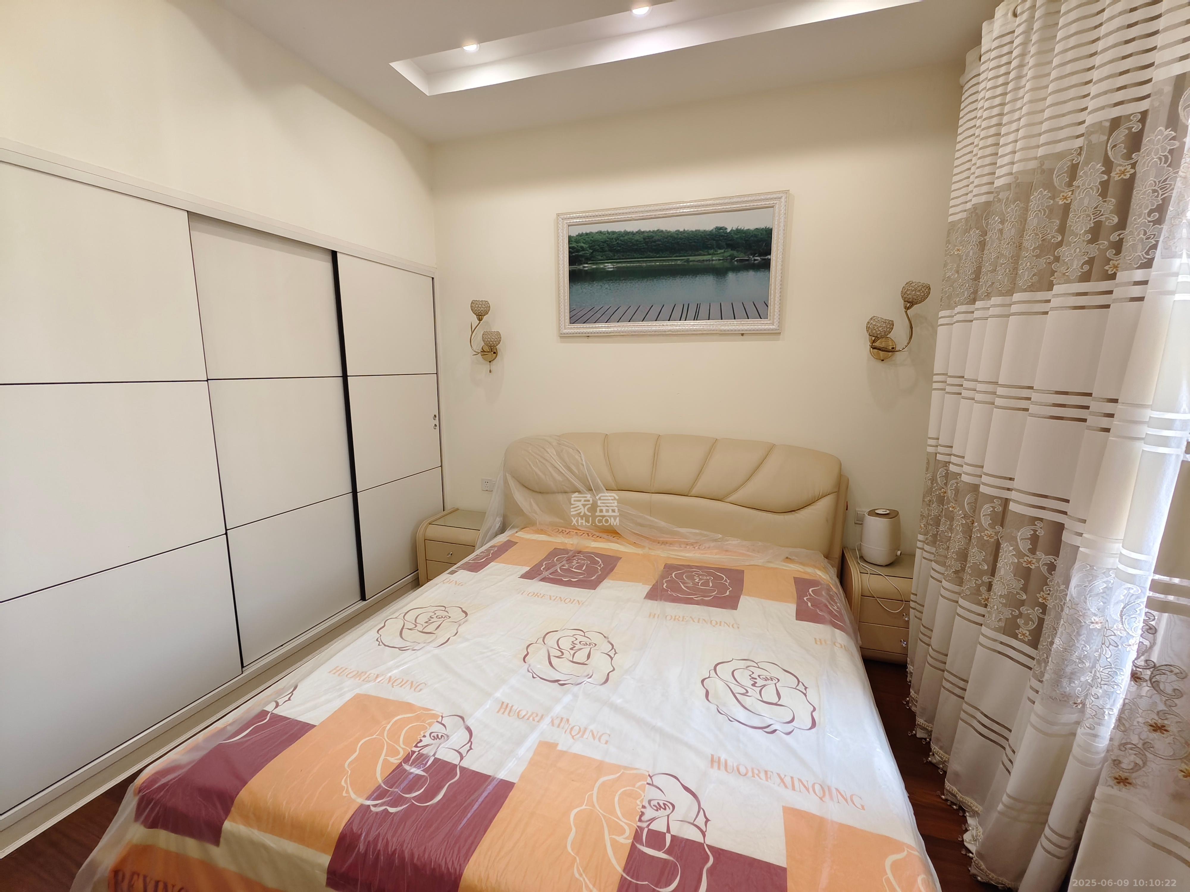 中建芙蓉嘉苑  3室2厅1卫   2600.00元/月室内图