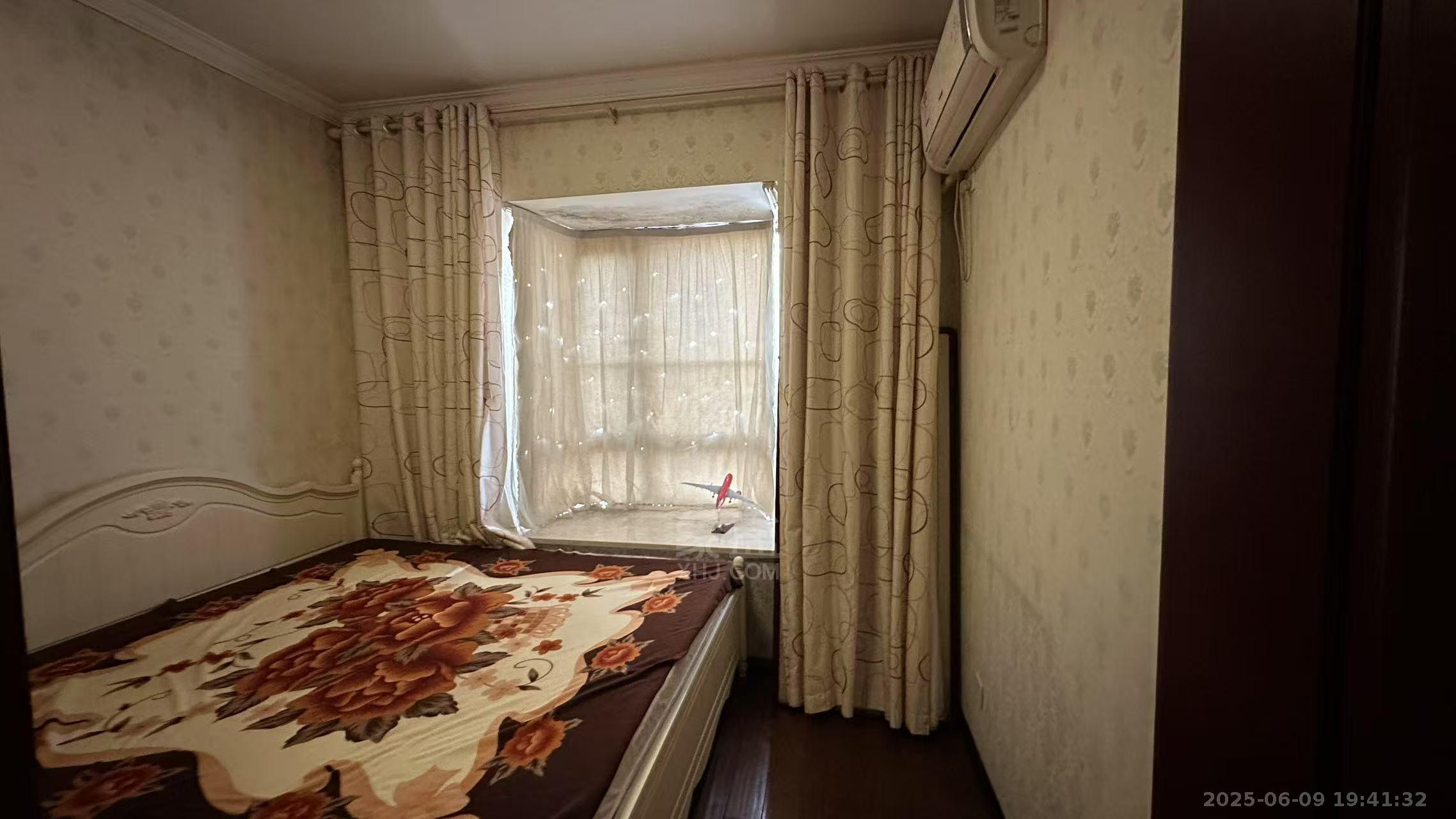 康桥美郡 3室2厅2卫 2400.0元/月 康桥美郡 3室2厅2卫 2400.0元/月室内图