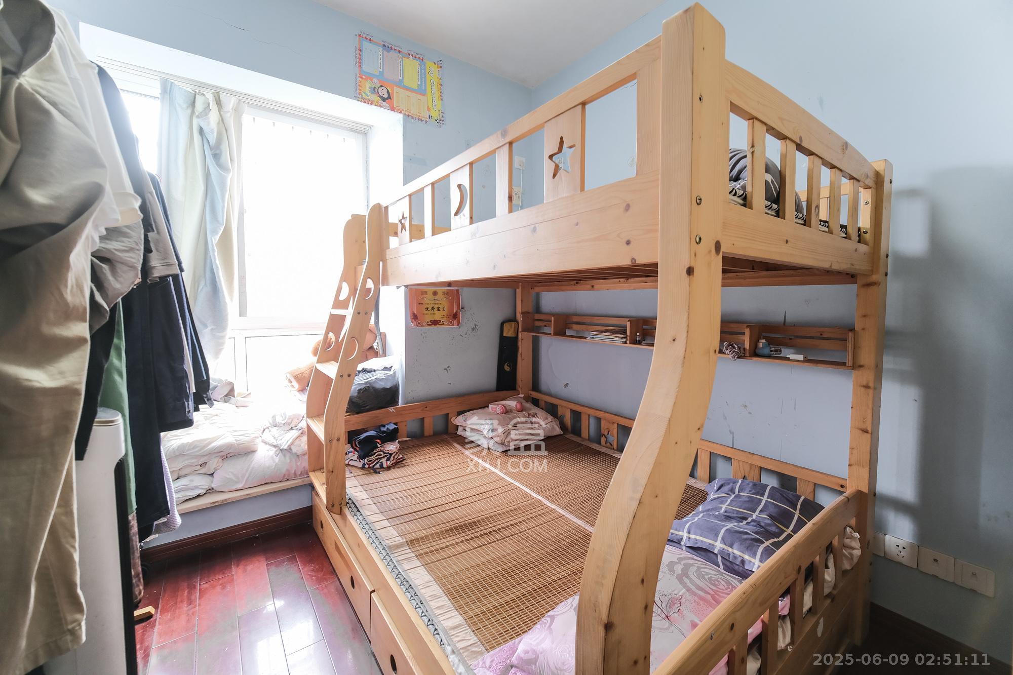 山水湾 2室2厅1卫 55.0万 山水湾 2室2厅1卫 55.0万卧室