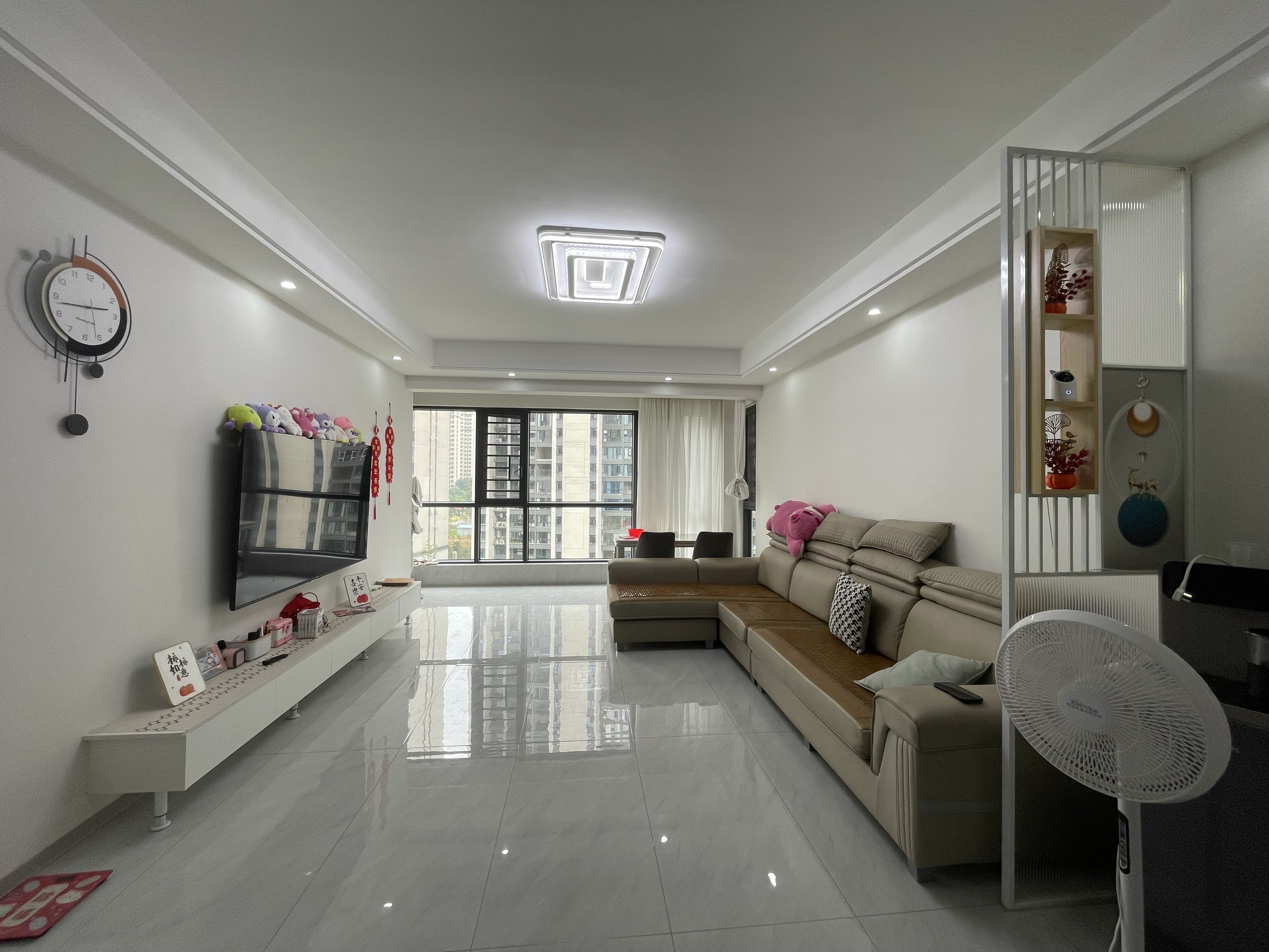 湘悦青春里  4室2厅2卫    88.8万 湘悦青春里  4室2厅2卫    88.8万客厅