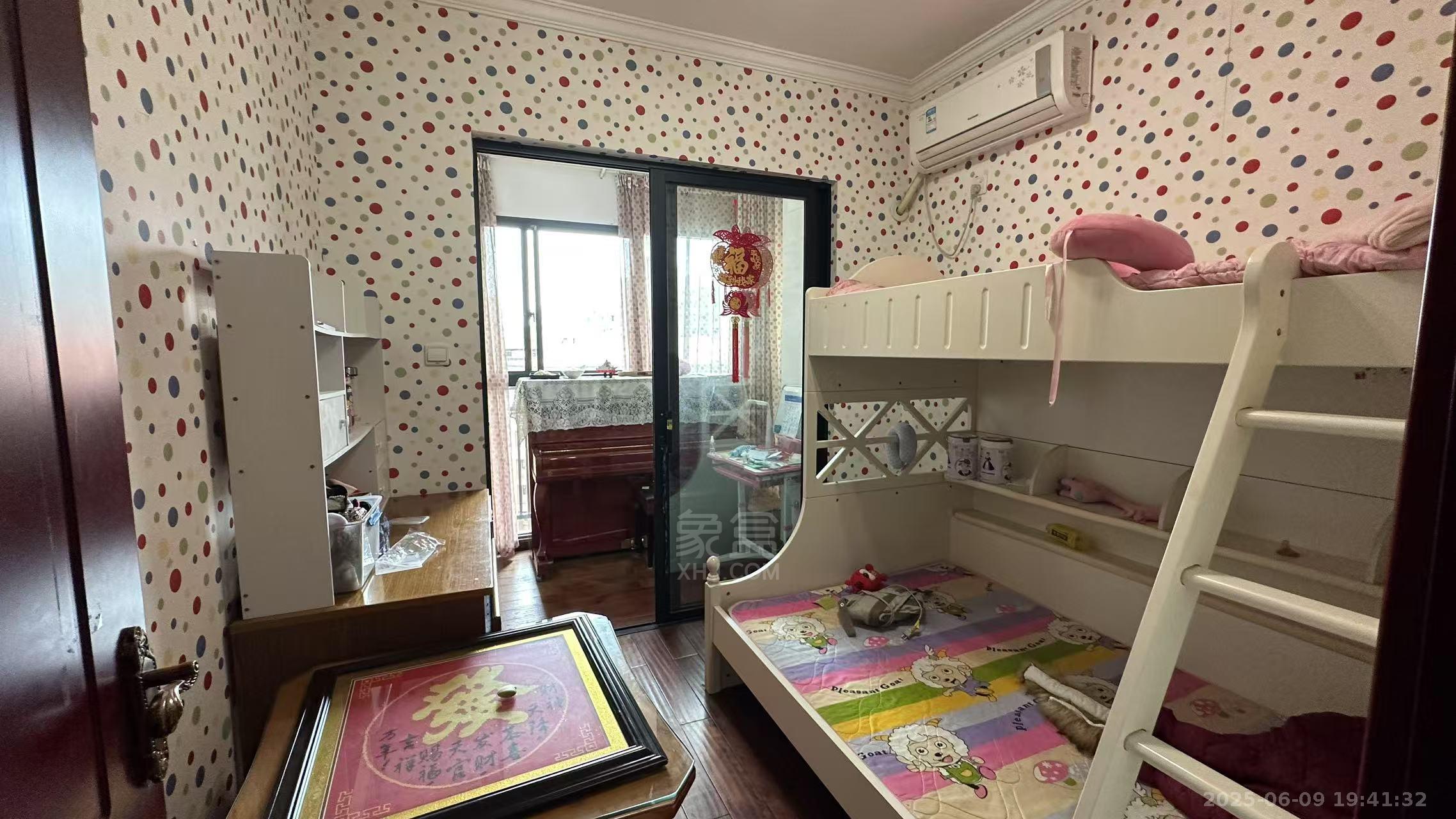 康桥美郡 3室2厅2卫 2400.0元/月 康桥美郡 3室2厅2卫 2400.0元/月室内图