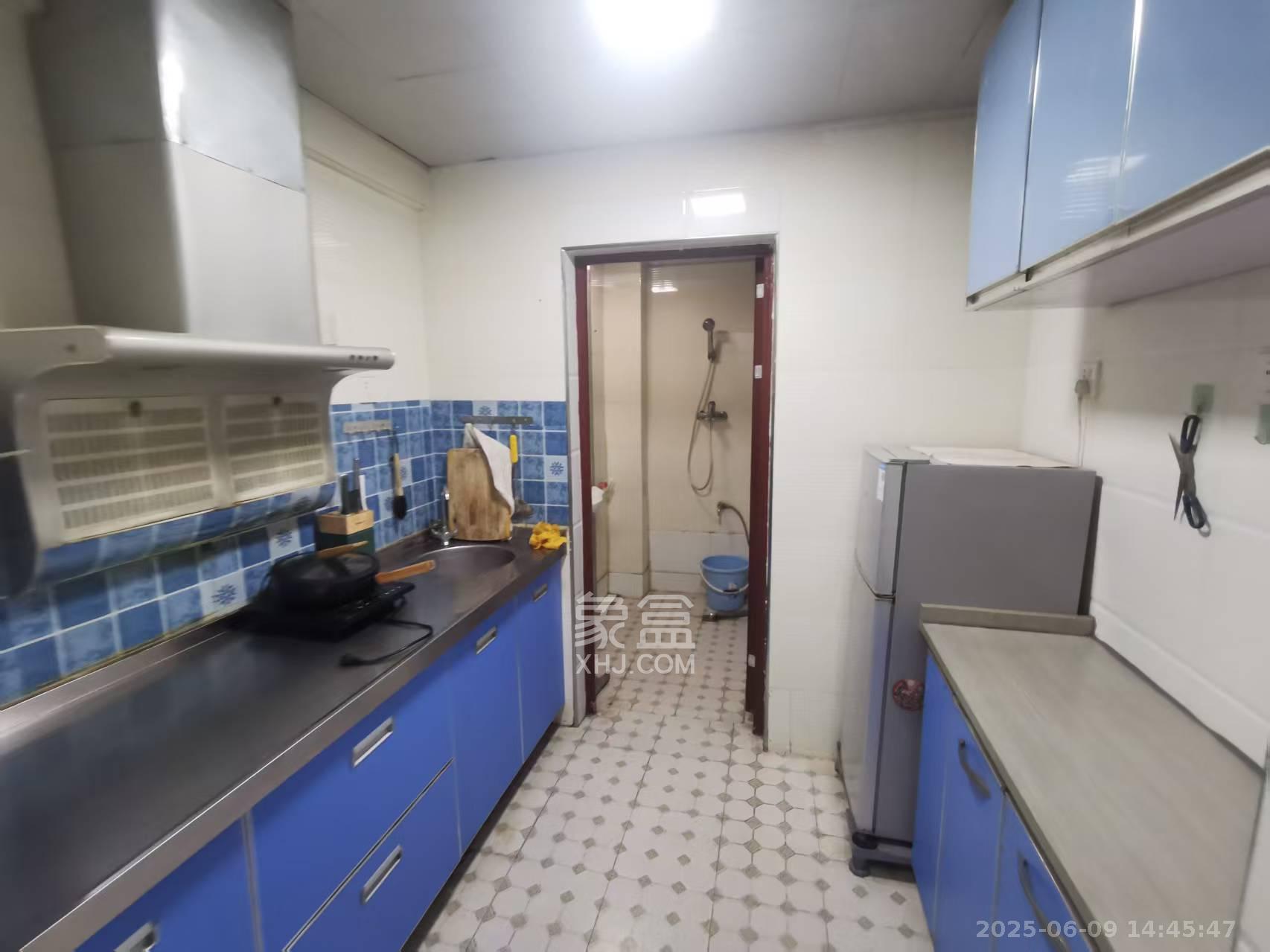 西罗亚大厦 1室1厅1卫 1800.0元/月 西罗亚大厦 1室1厅1卫 1800.0元/月室内图