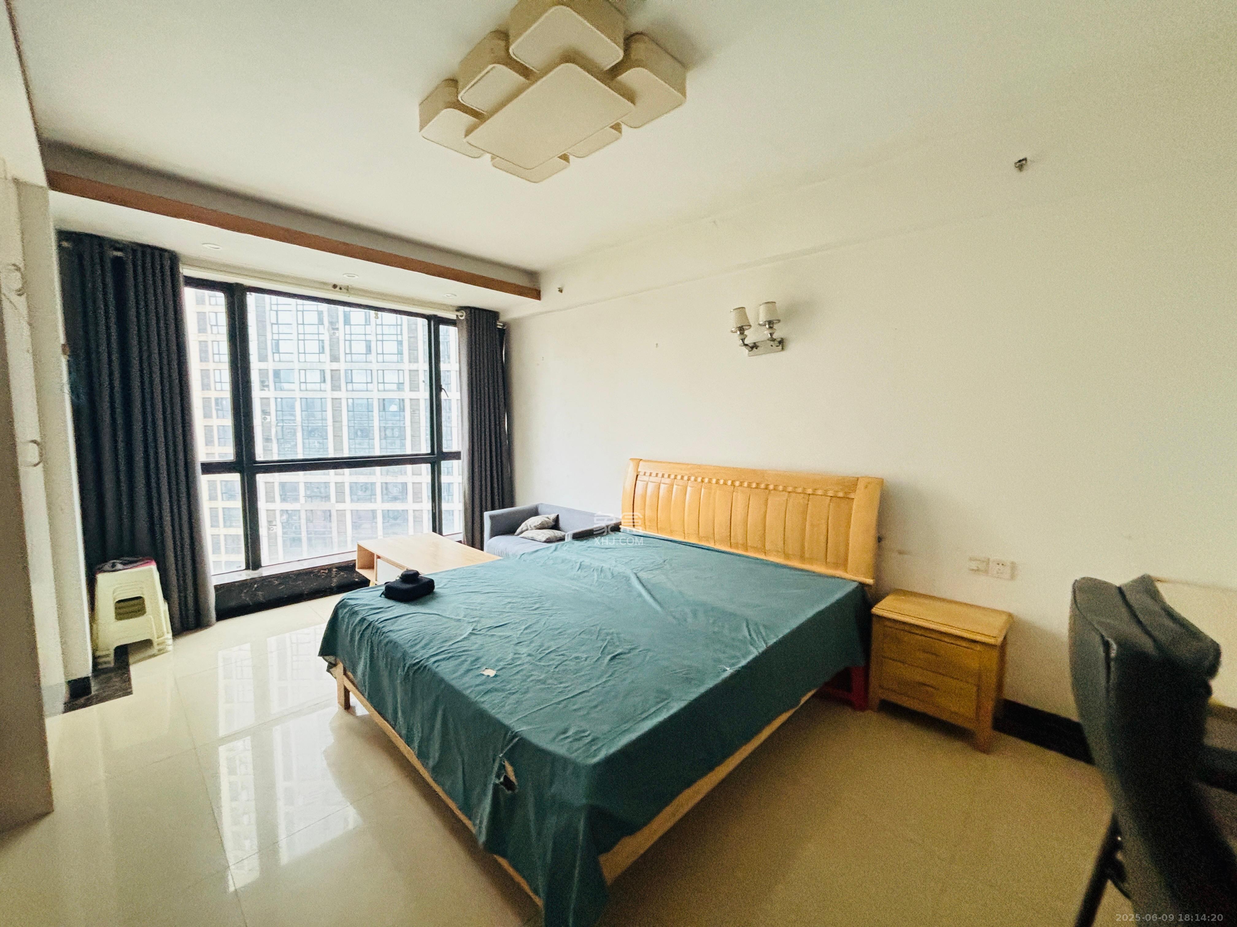 融科东南海 1室1厅1卫 1500.0元/月 融科东南海 1室1厅1卫 1500.0元/月室内图