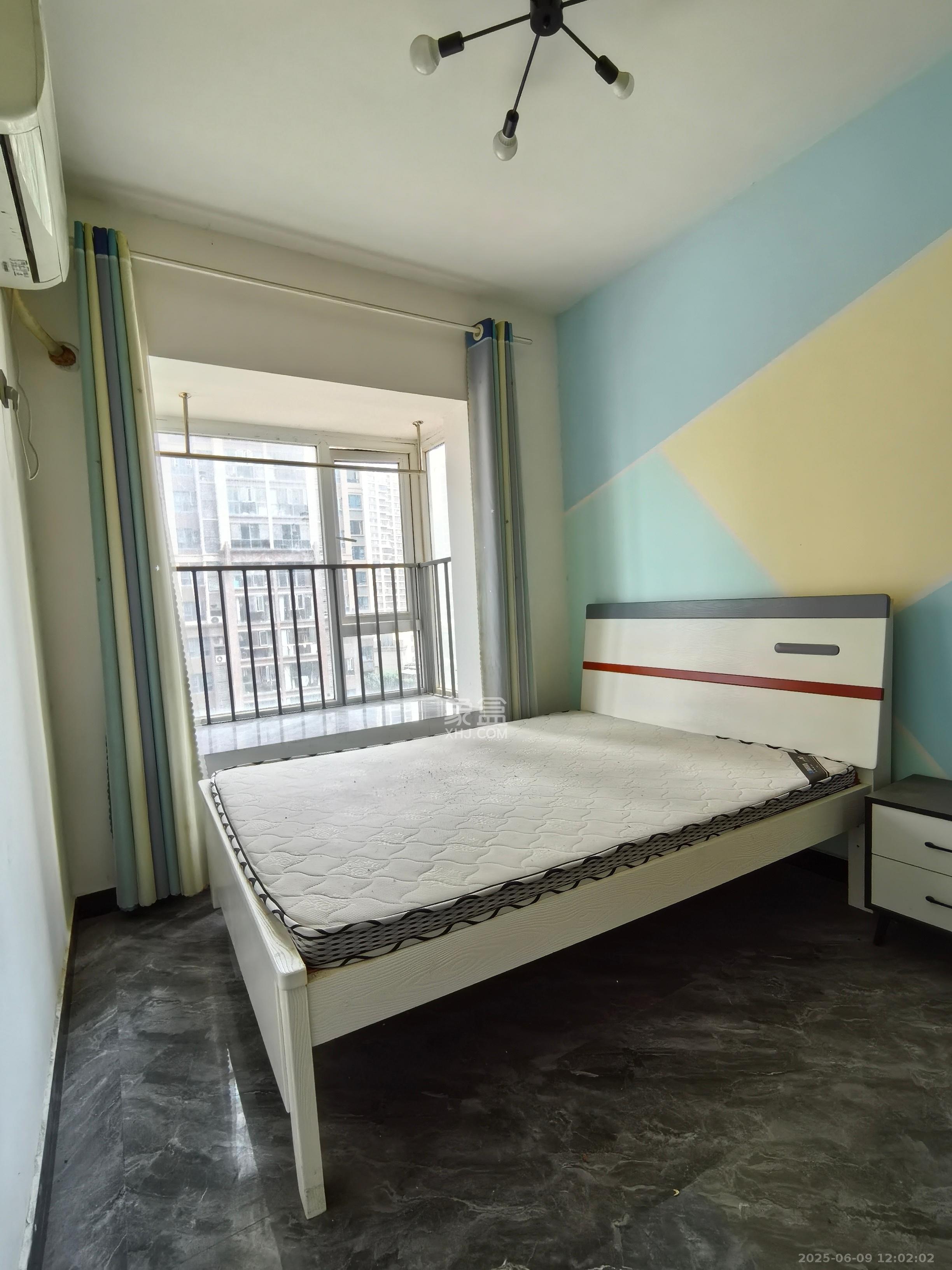 荣盛花语城  1室1厅1卫    900.0元/月 荣盛花语城  1室1厅1卫    900.0元/月