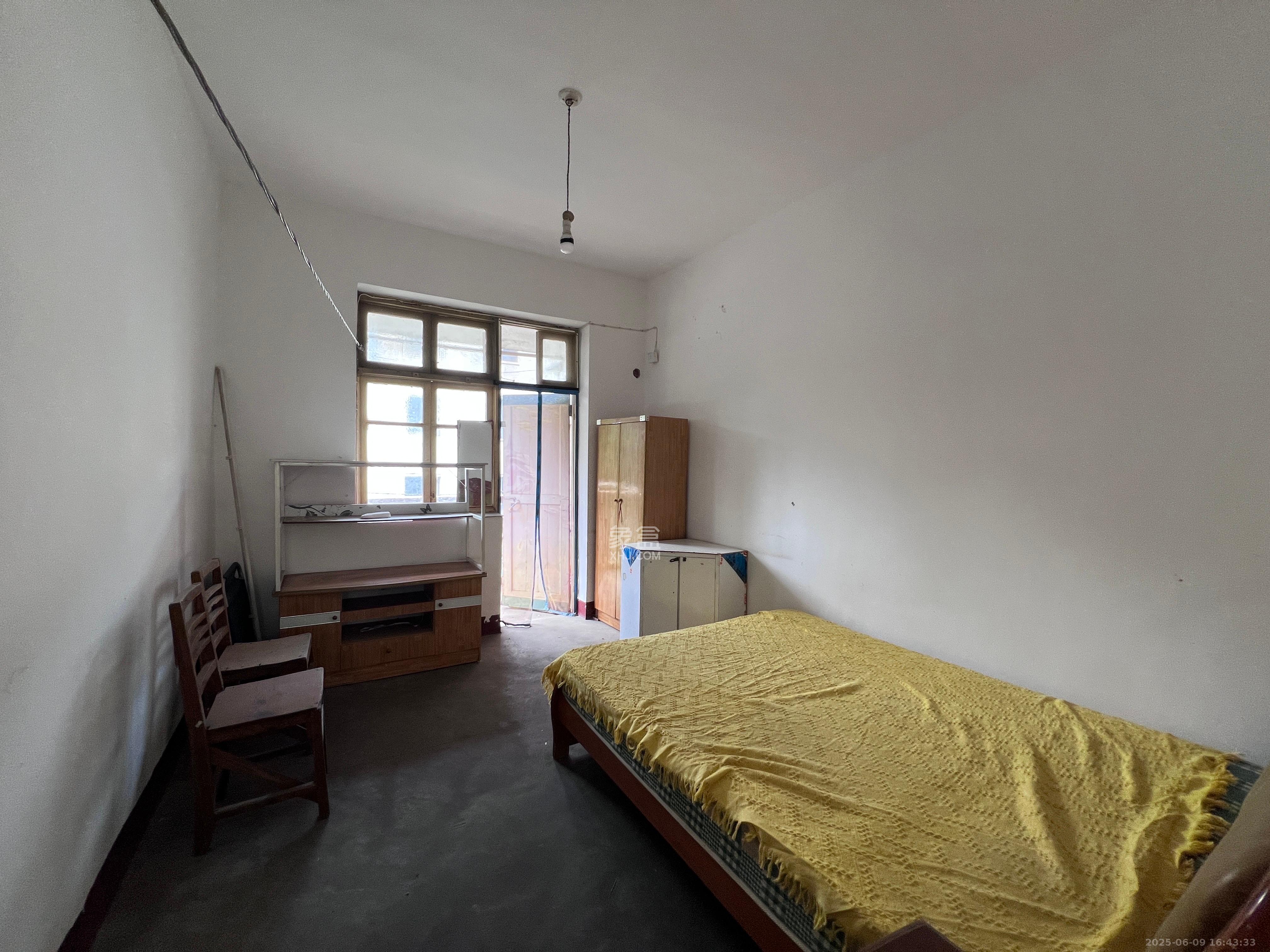 三湘小区 2室1厅1卫 850.0元/月 三湘小区 2室1厅1卫 850.0元/月室内图