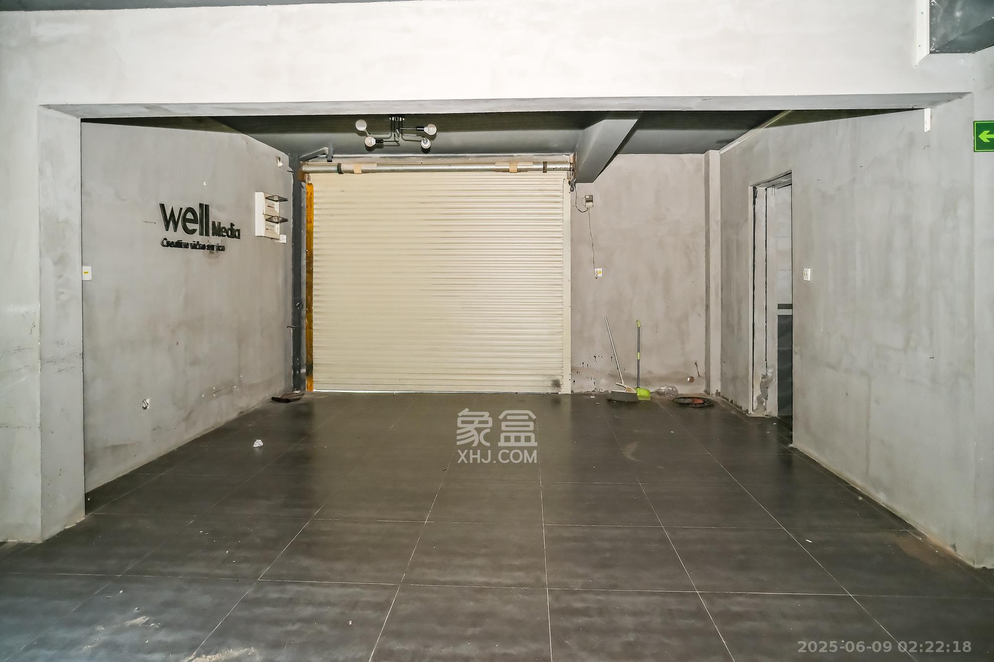 山水湾  5室2厅3卫    571.0万 山水湾  5室2厅3卫    571.0万其他