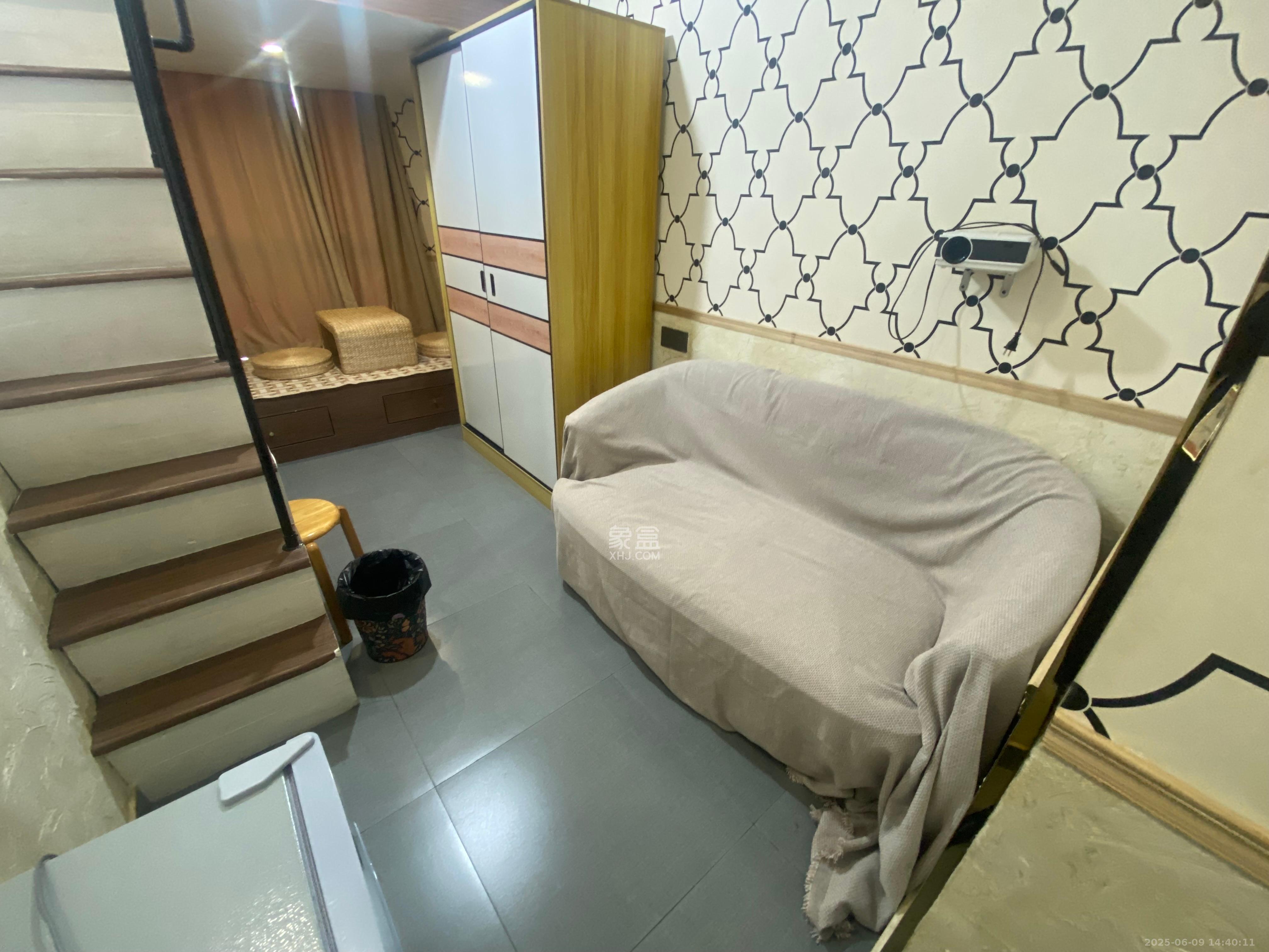 叠彩兰亭 1室1厅1卫 1100.0元/月 叠彩兰亭 1室1厅1卫 1100.0元/月室内图