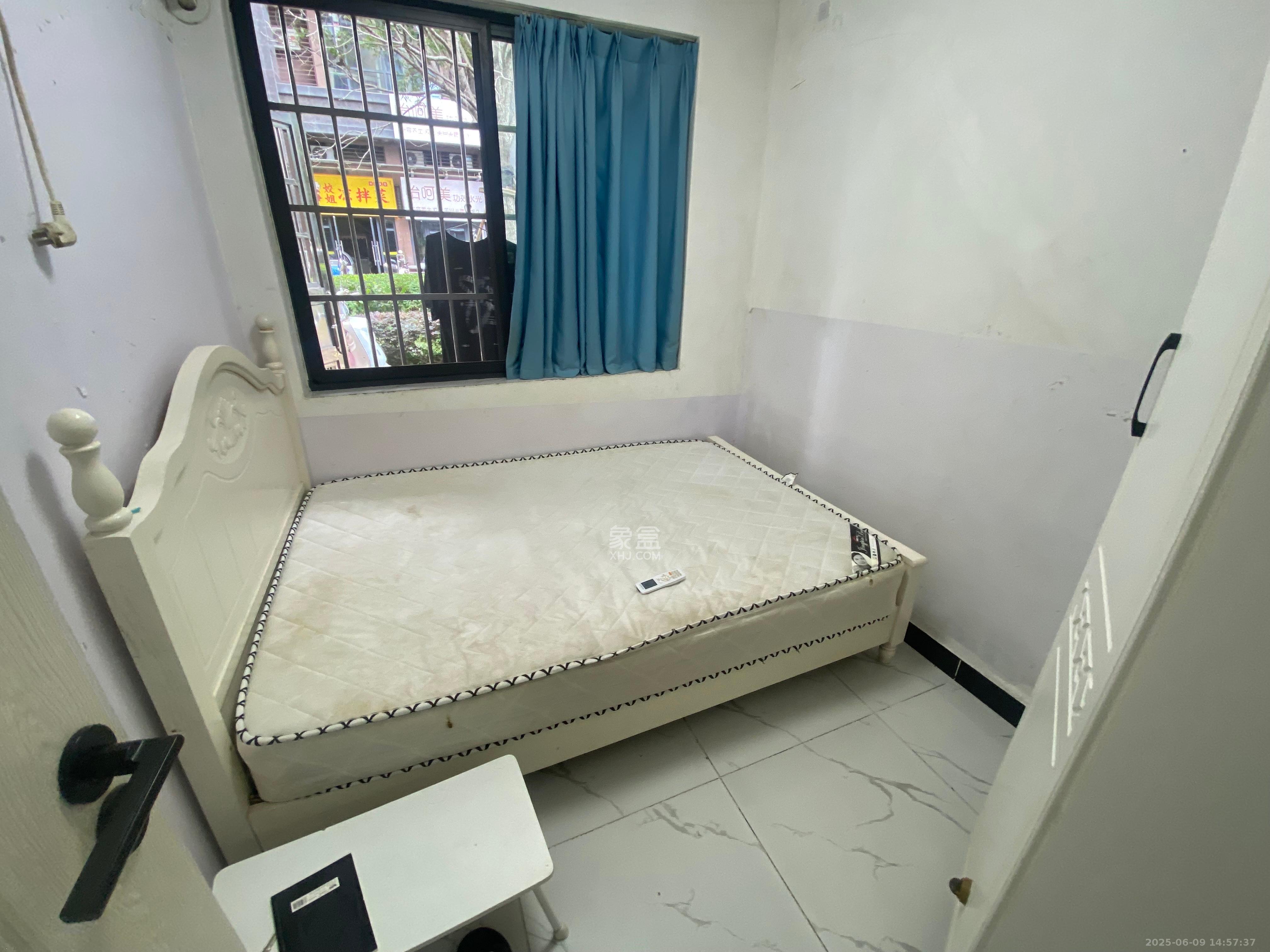 叠彩兰亭   50.0㎡      1600.0元/月室内图