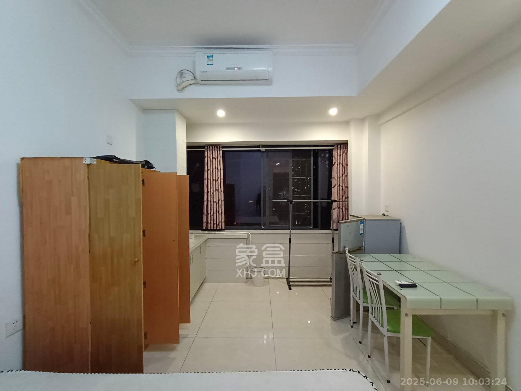 佐佑大厦 1室1厅1卫 950.0元/月 佐佑大厦 1室1厅1卫 950.0元/月室内图