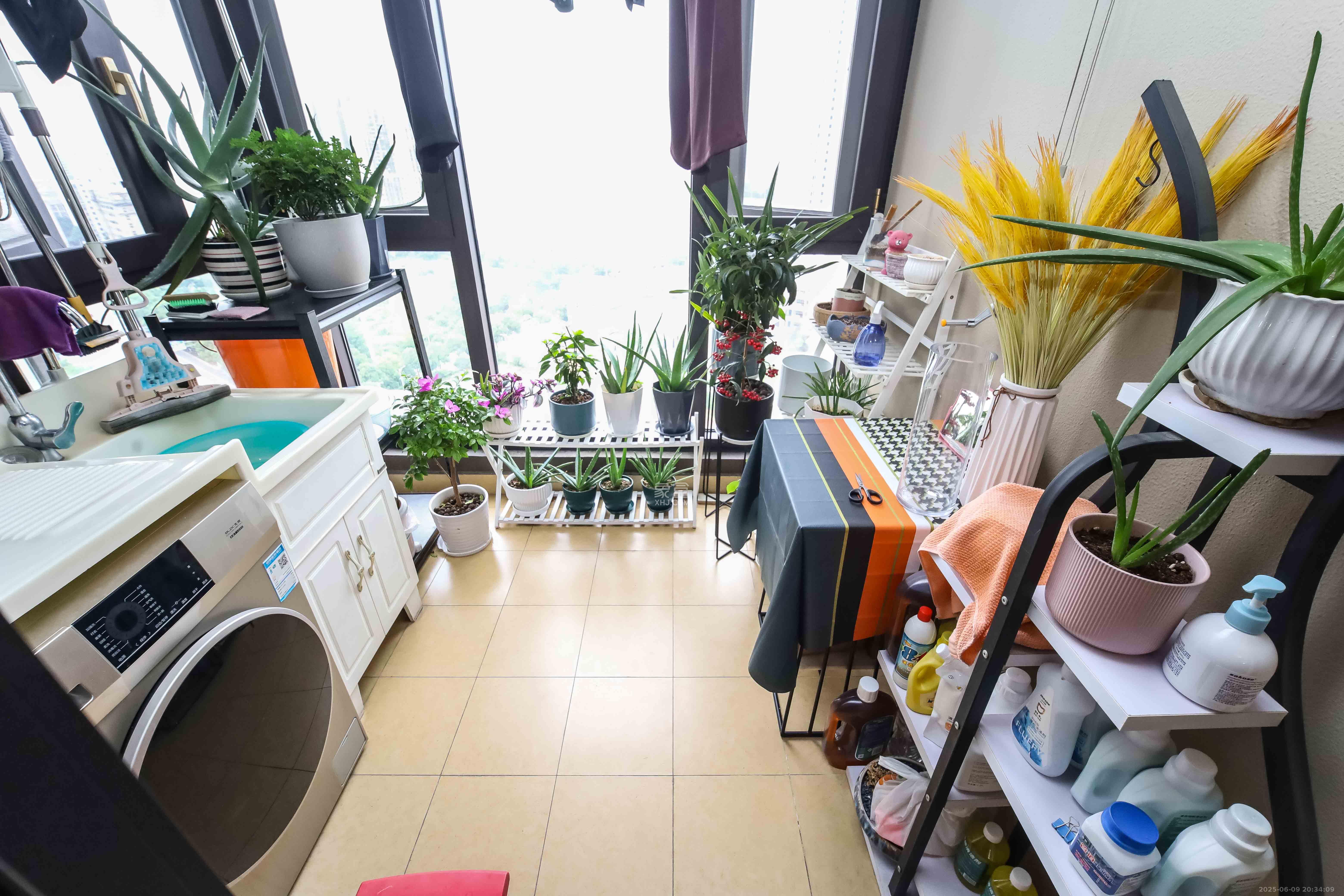 万科金域蓝湾 3室2厅2卫 125.0万 万科金域蓝湾 3室2厅2卫 125.0万阳台