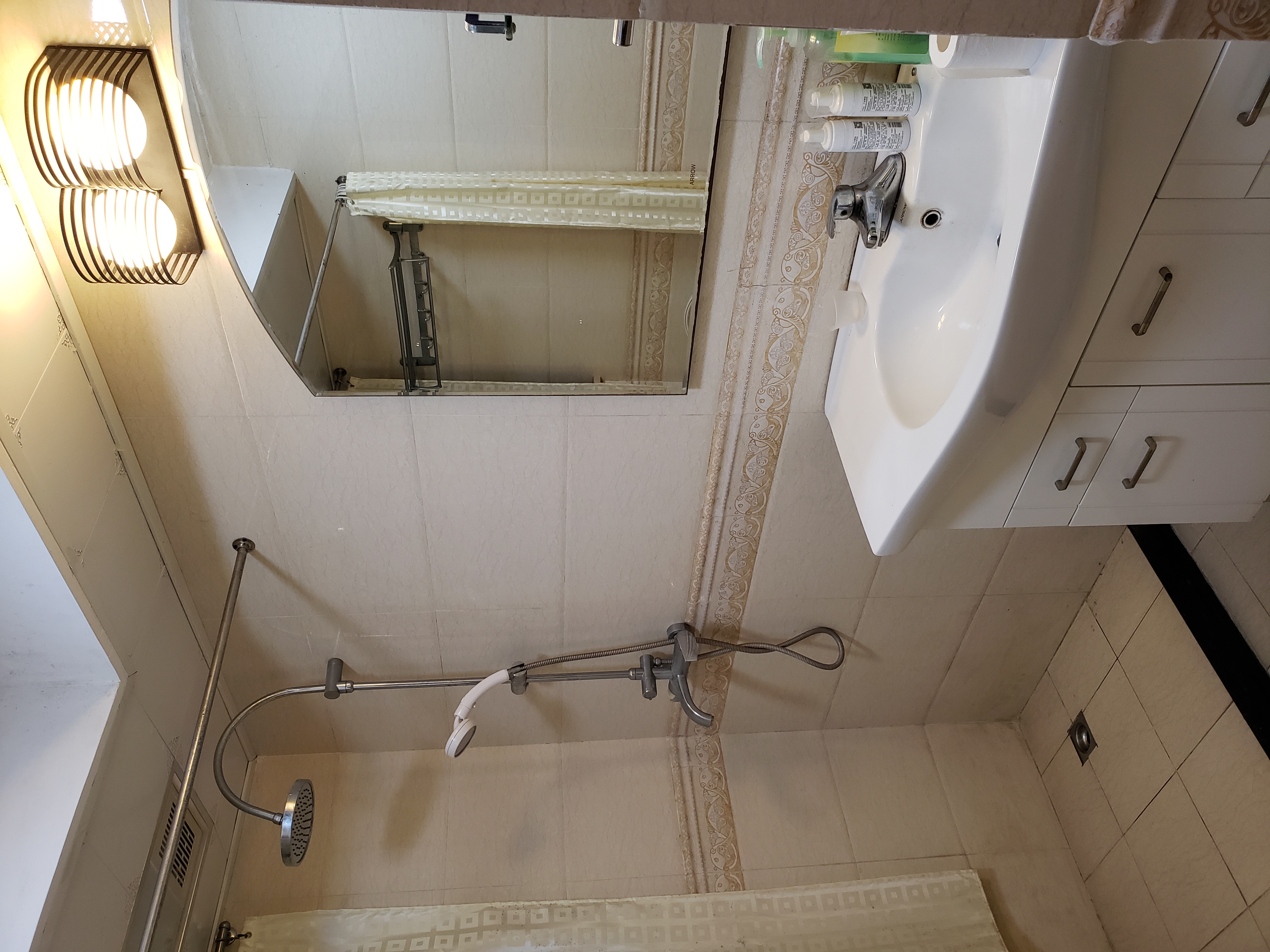 宜家广场 3室2厅1卫 3500.0元/月 宜家广场 3室2厅1卫 3500.0元/月室内图