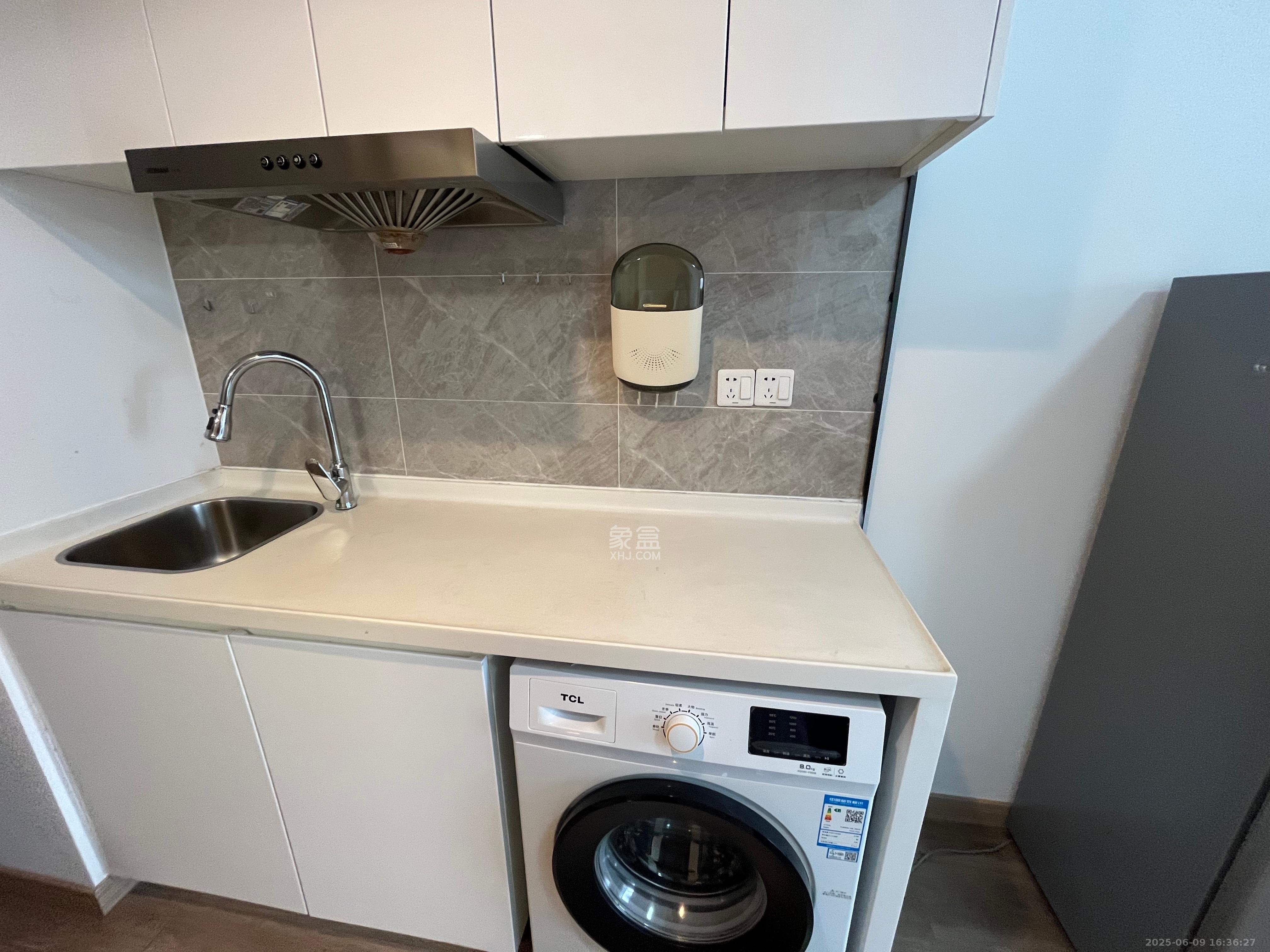 新城和樾(新城和樾公馆)  1室1厅1卫    1100.0元/月 新城和樾(新城和樾公馆)  1室1厅1卫    1100.0元/月室内图