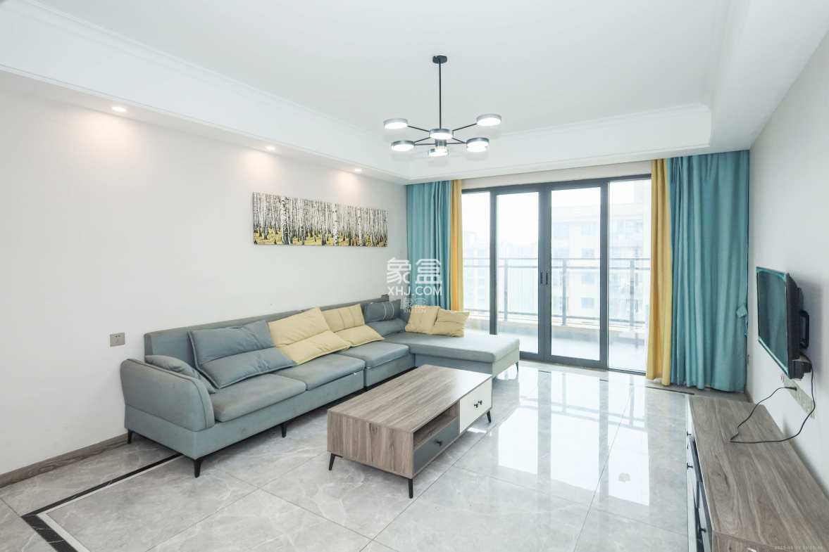 梦想新天地  4室2厅2卫    129.0万 梦想新天地  4室2厅2卫    129.0万客厅