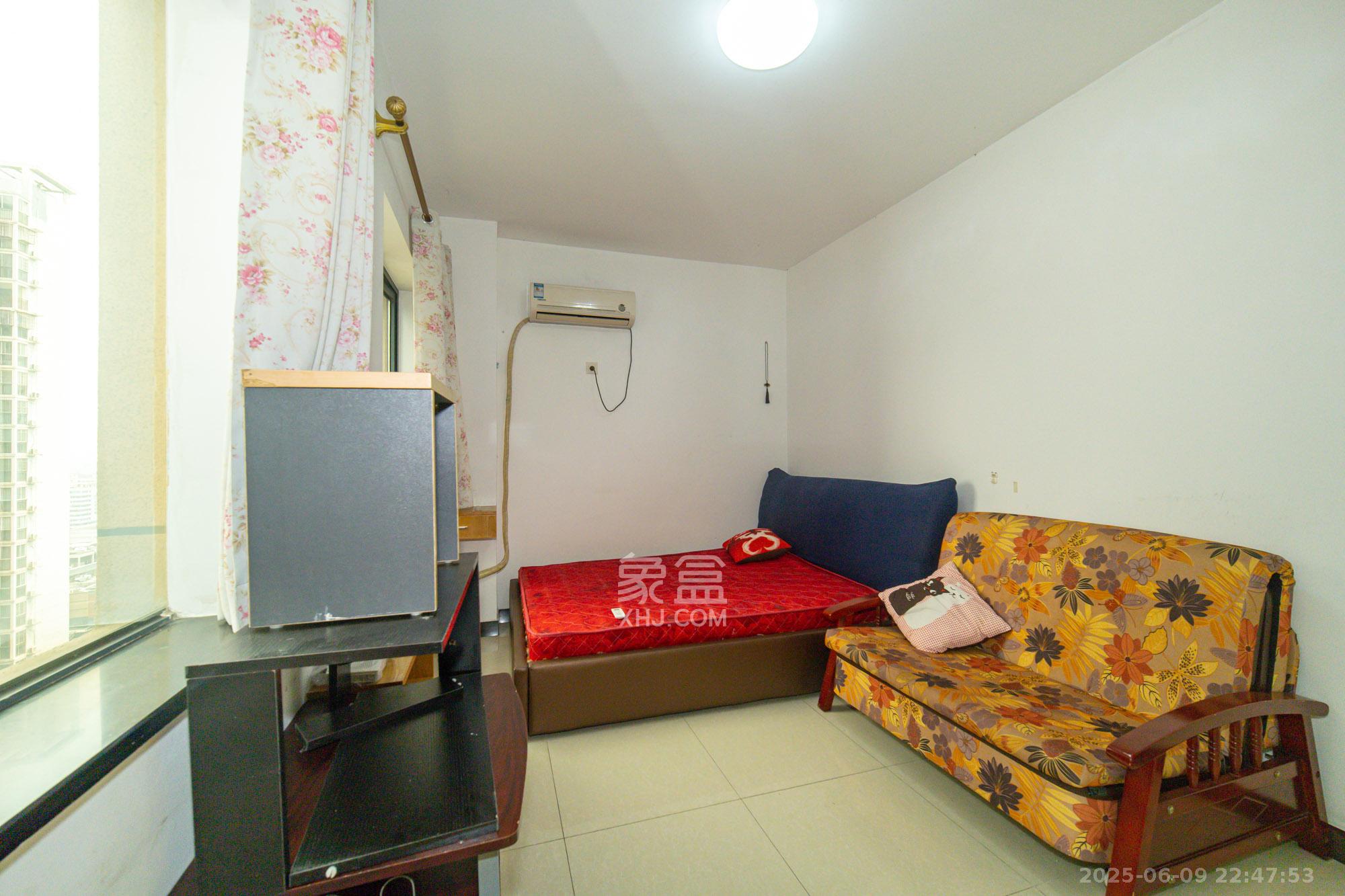 爱都(IDO) 1室1厅1卫 15.8万 爱都(IDO) 1室1厅1卫 15.8万客厅