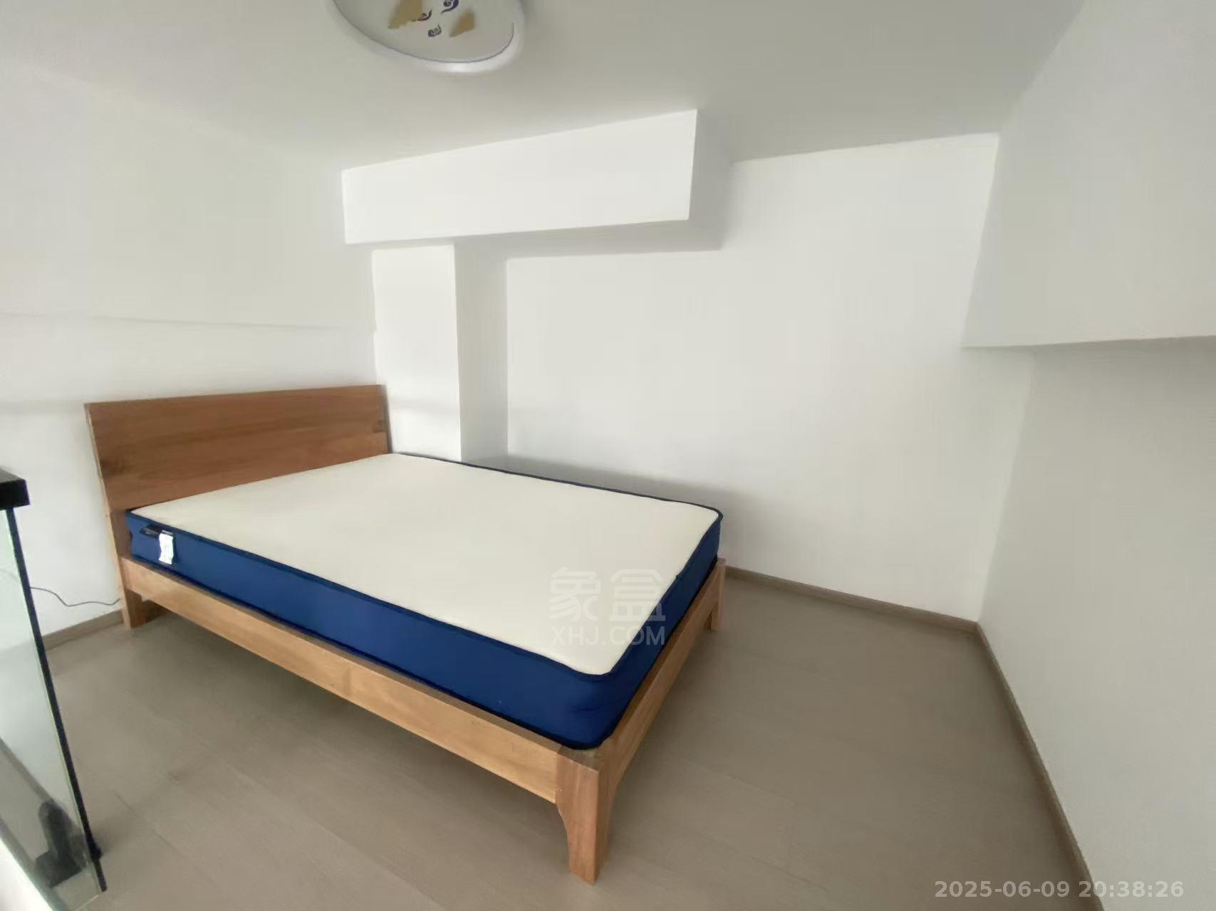 地产梧桐苑  1室1厅1卫   1400.00元/月室内图