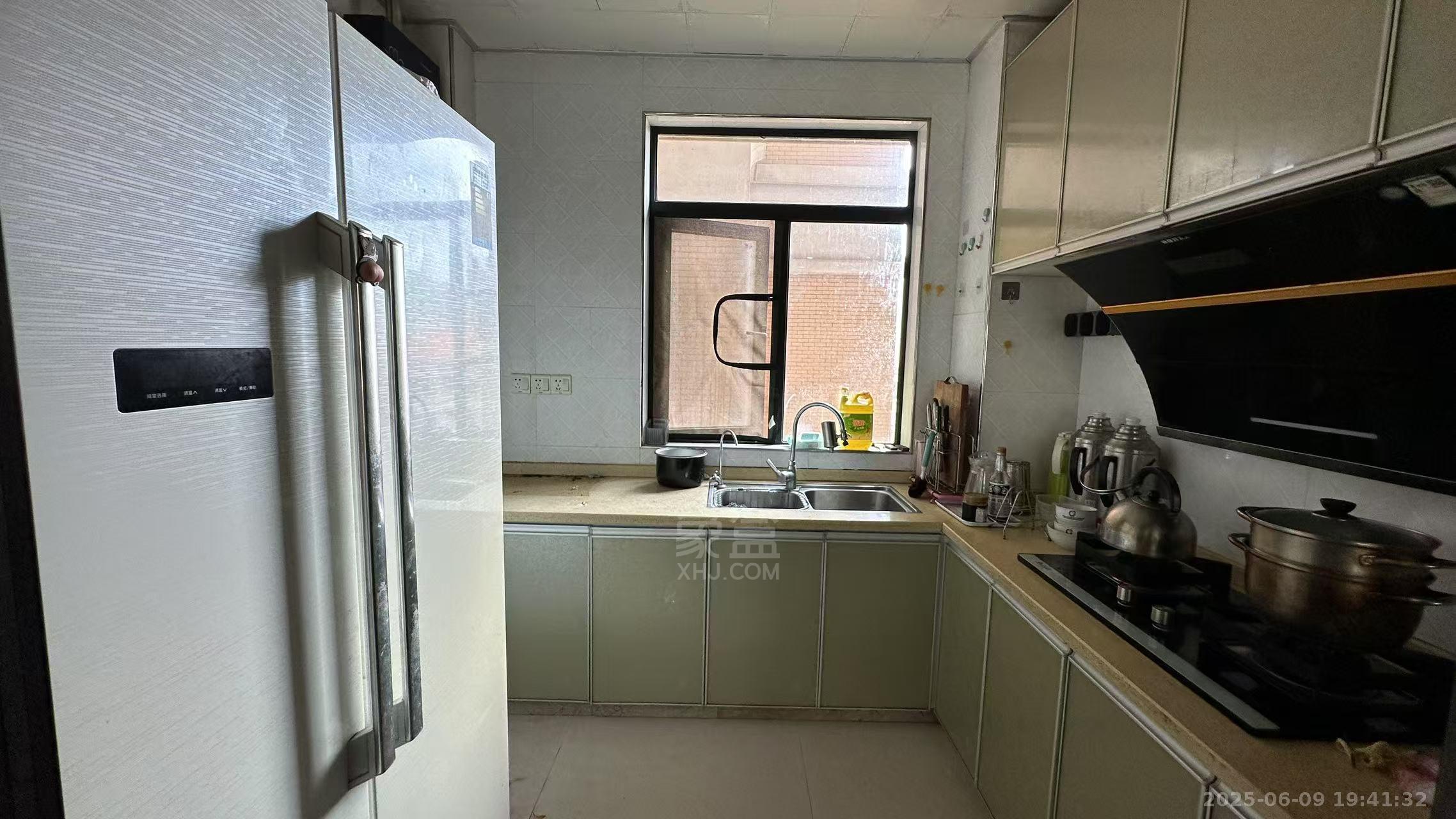 康桥美郡 3室2厅2卫 2400.0元/月 康桥美郡 3室2厅2卫 2400.0元/月室内图