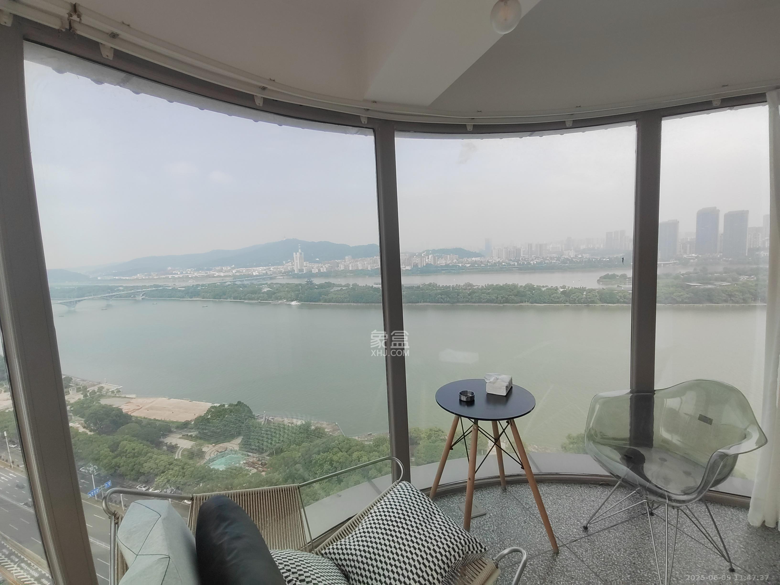 潮宗御苑 4室2厅1卫 10000.0元/月 潮宗御苑 4室2厅1卫 10000.0元/月室内图