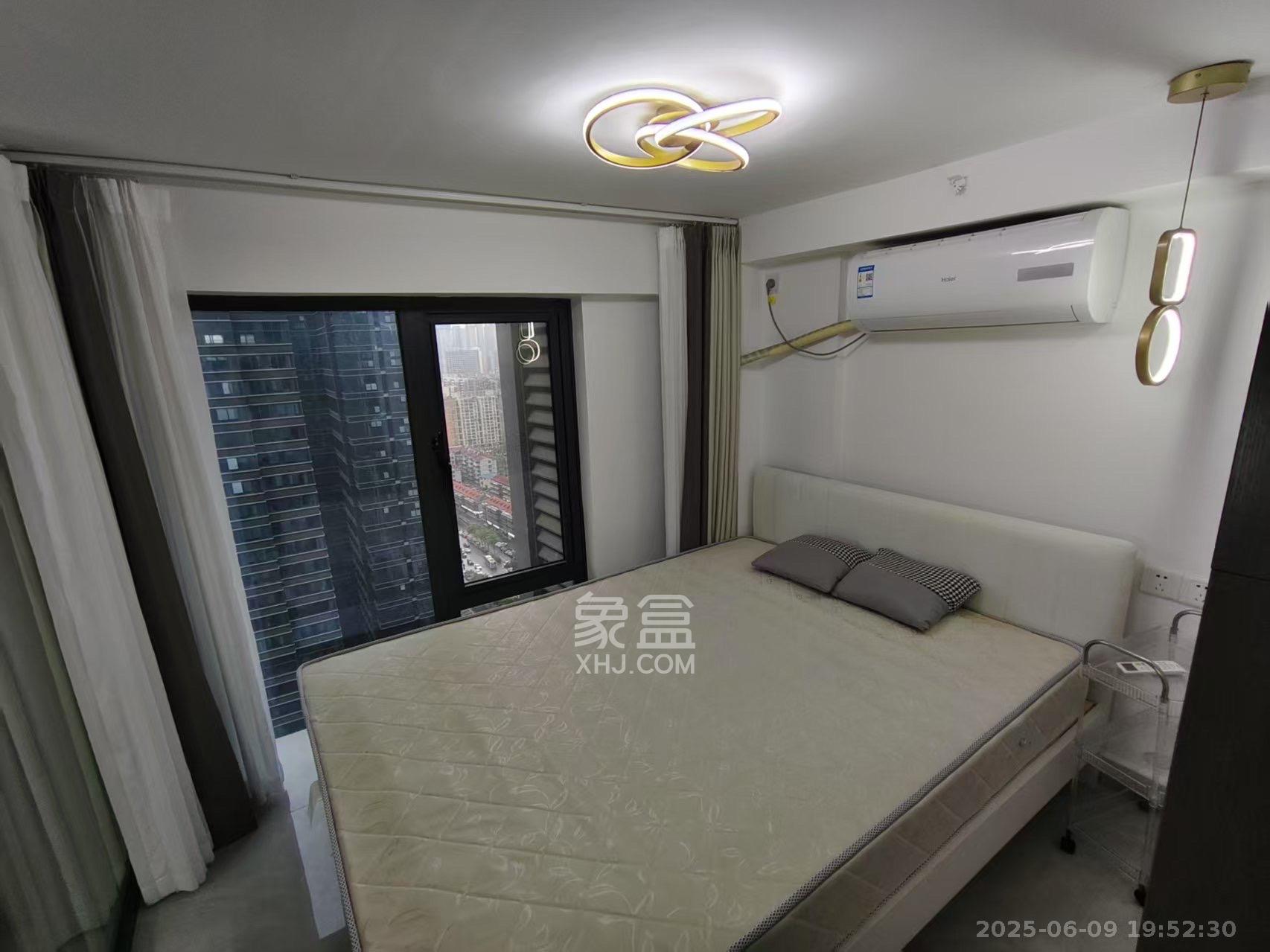 卓越中寰  2室2厅1卫   3300.00元/月室内图