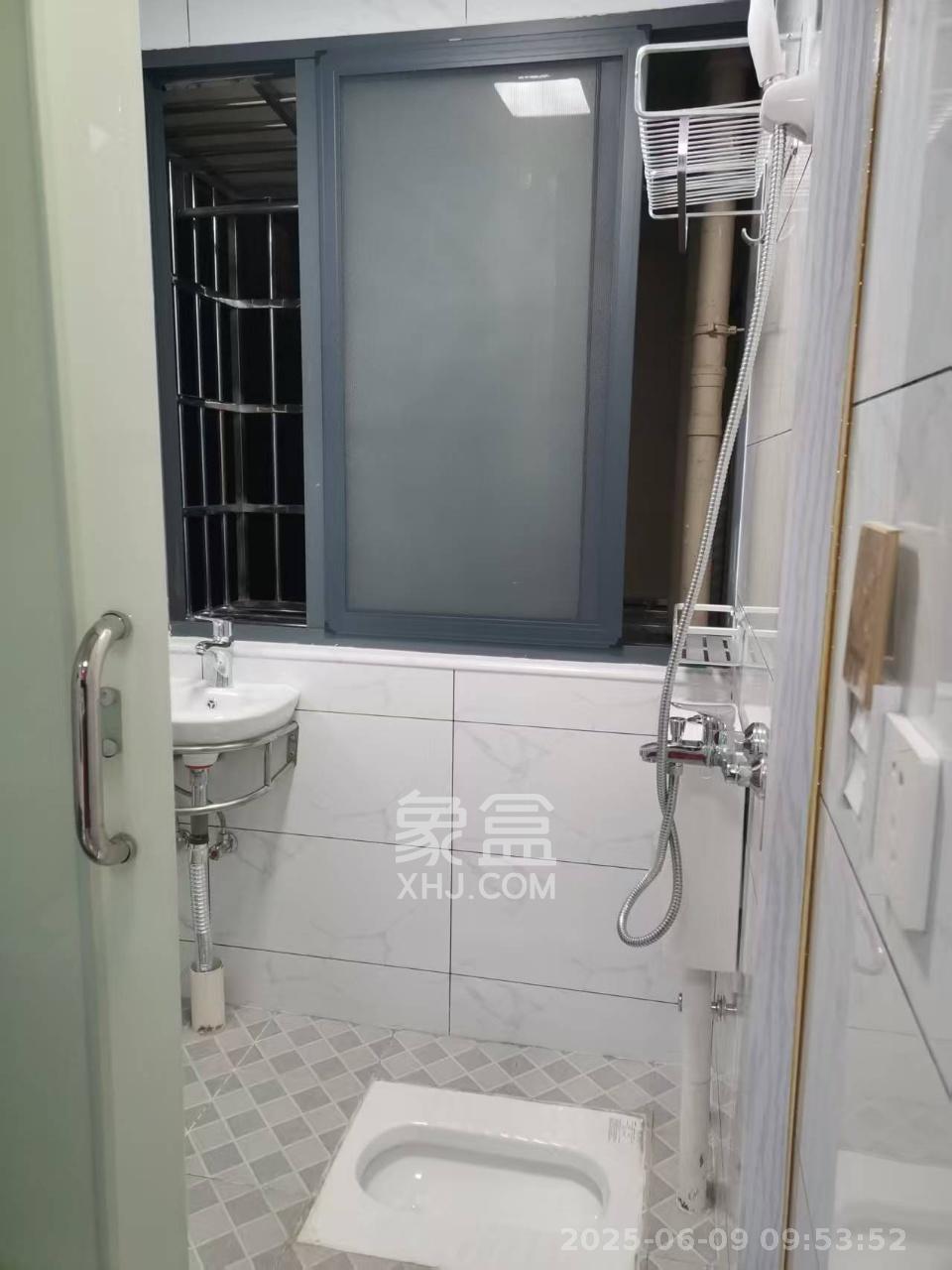 嘉顺苑  1室1厅1卫   1300.00元/月室内图