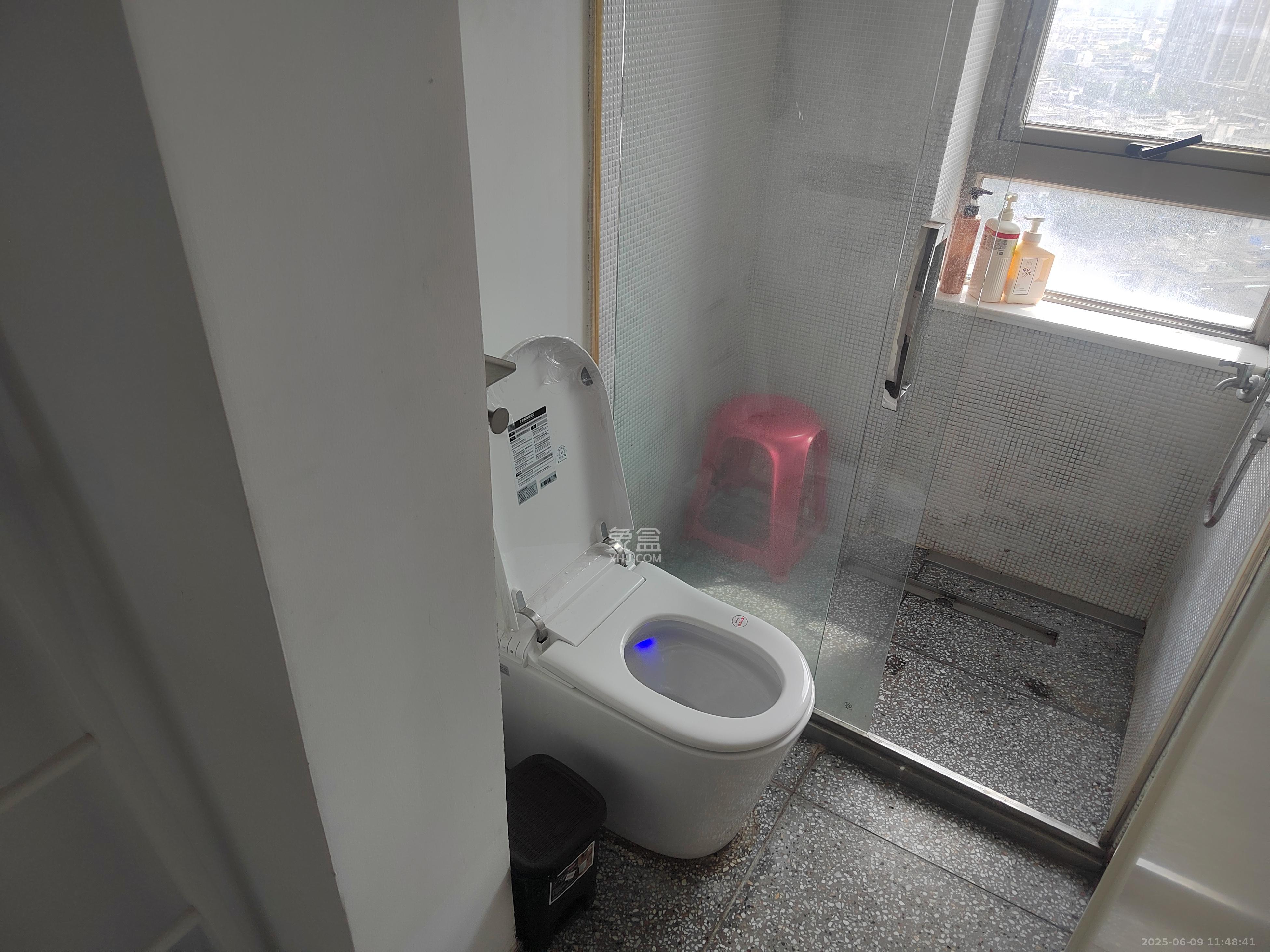 潮宗御苑 4室2厅1卫 10000.0元/月 潮宗御苑 4室2厅1卫 10000.0元/月室内图